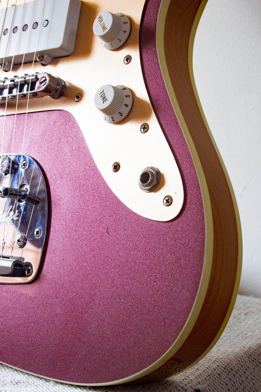 Fender Semi-Hollow Jazzmaster JM/HO Burgundy Mist Metallic 2010