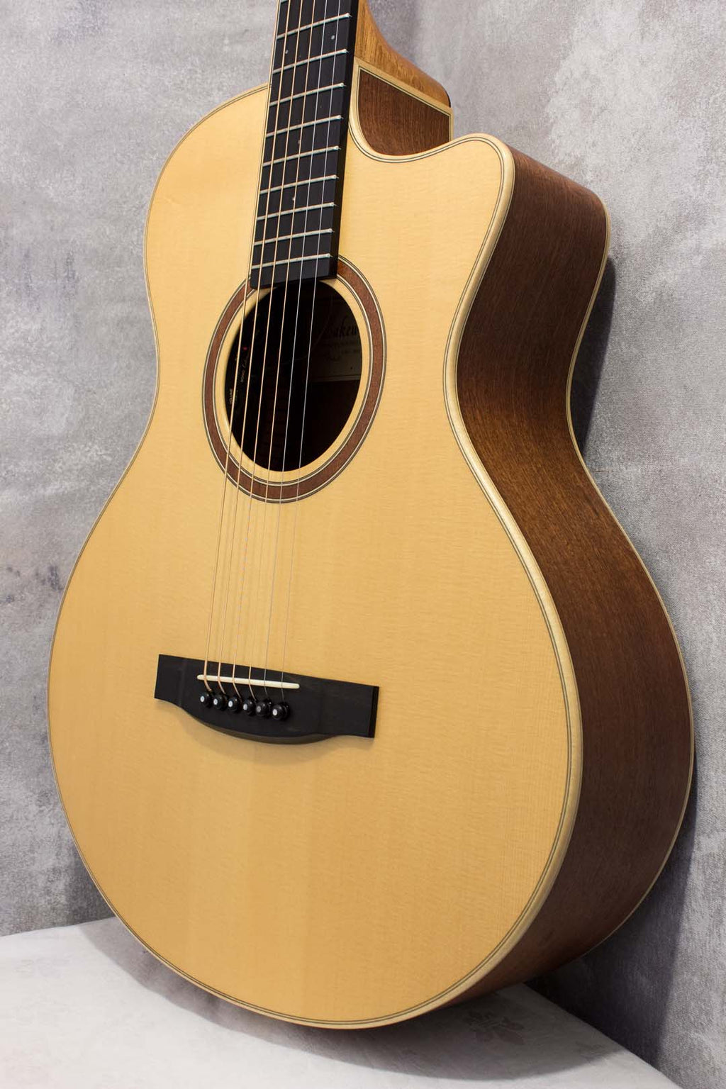 Lakewood A-14 CP Auditorium Model Acoustic/Electric 2011