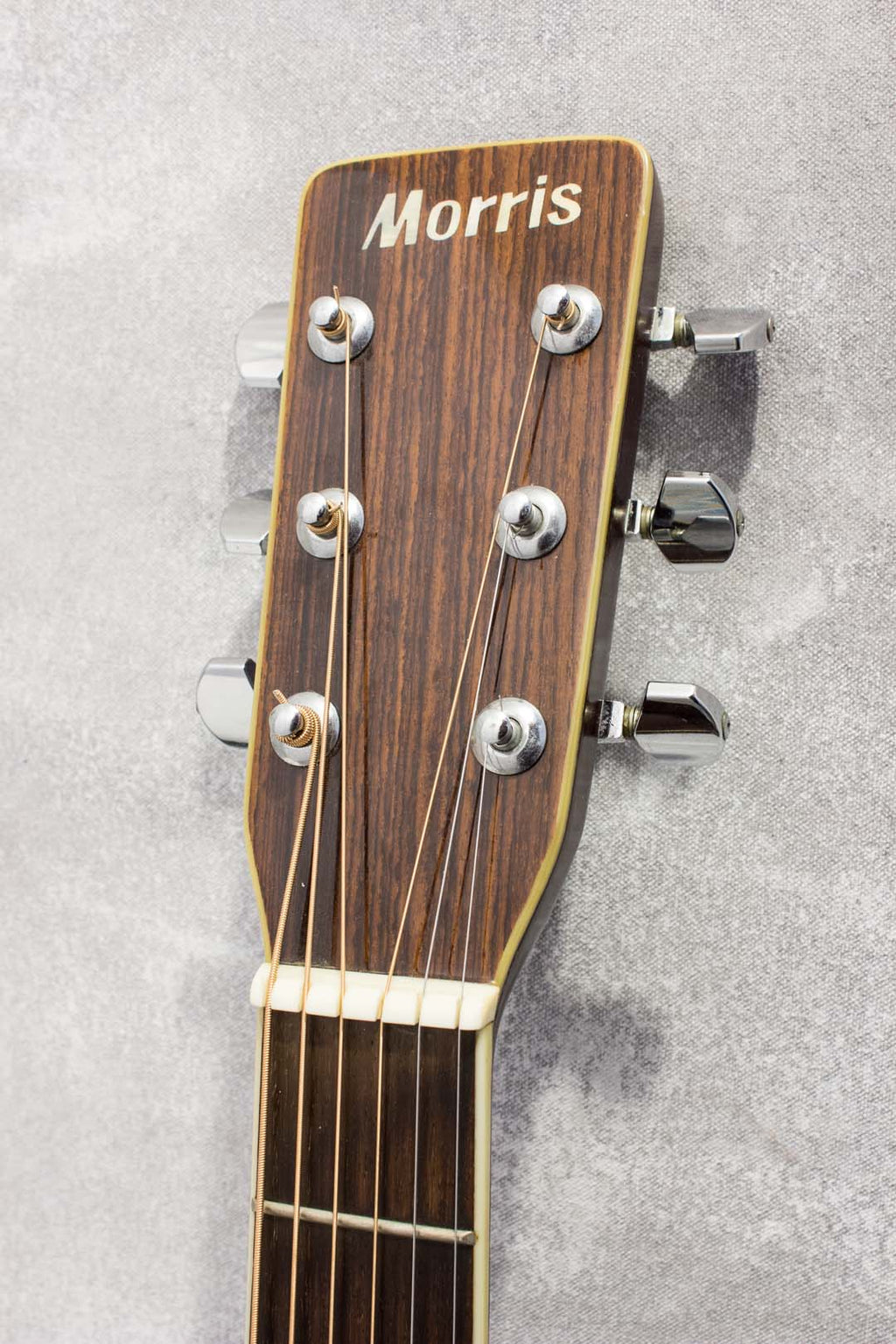 Morris W-30 Dreadnought Acoustic 1975