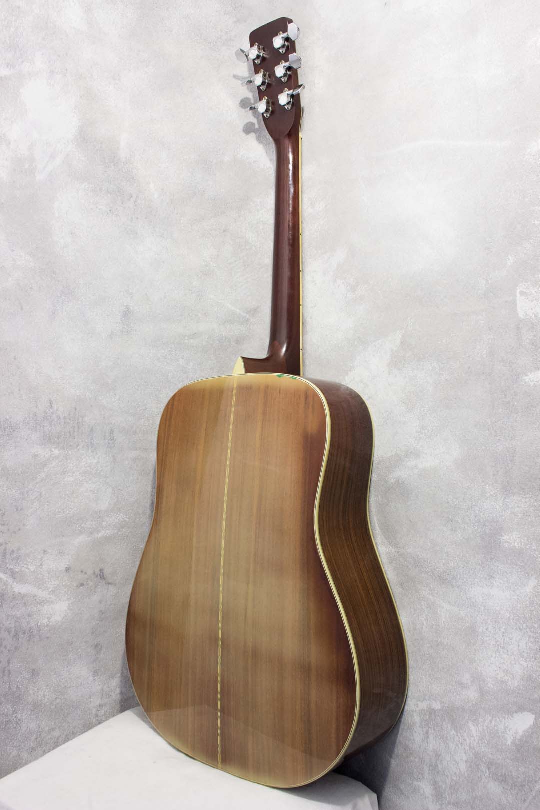 Morris W-30 Dreadnought Acoustic 1975