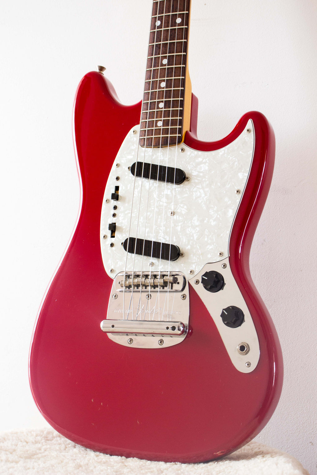 Fender Japan '66 Reissue Mustang MG66-66 Torino Red 2004