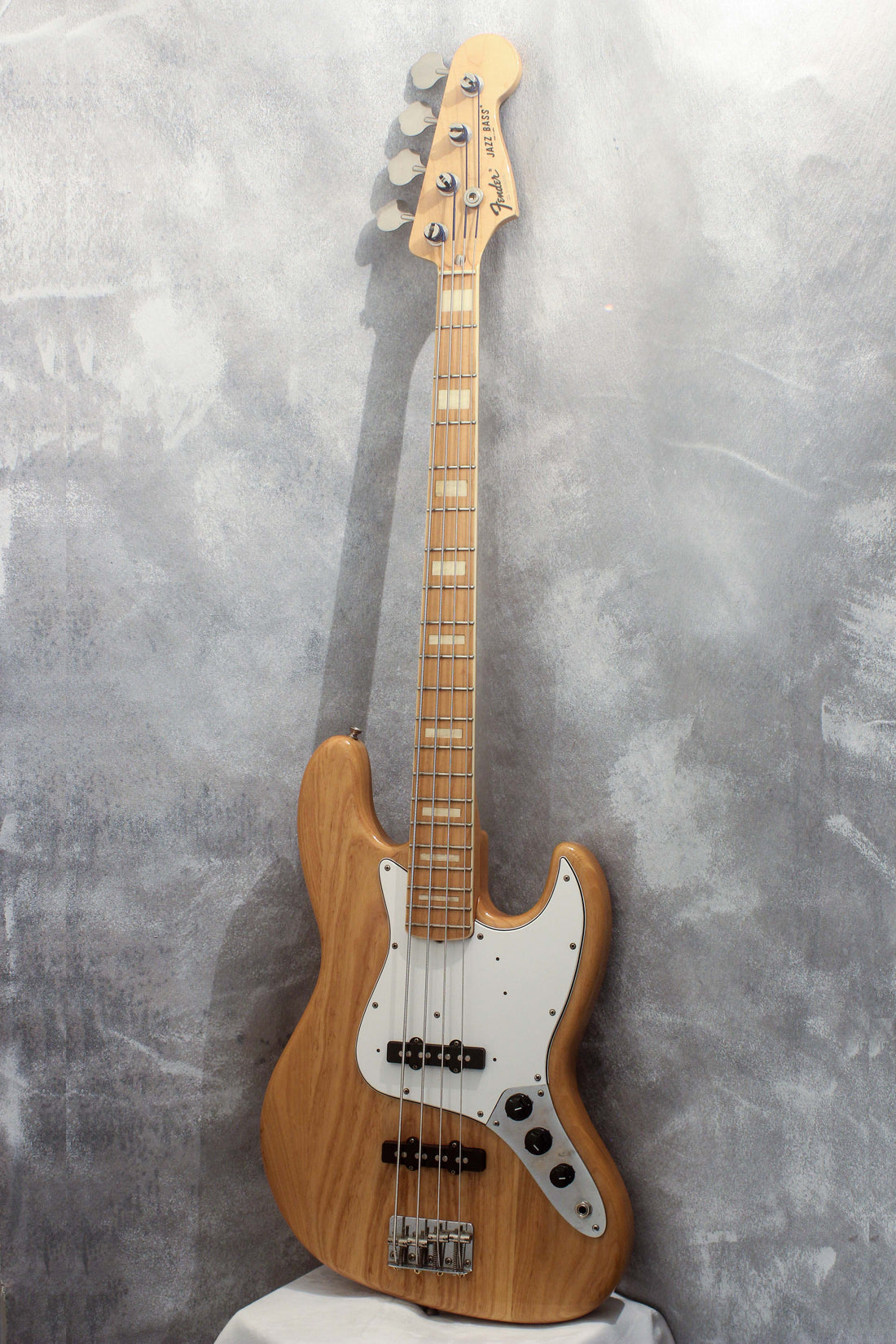 Fender Japan '75 Reissue Jazz Bass JB75-90 Natural 1994