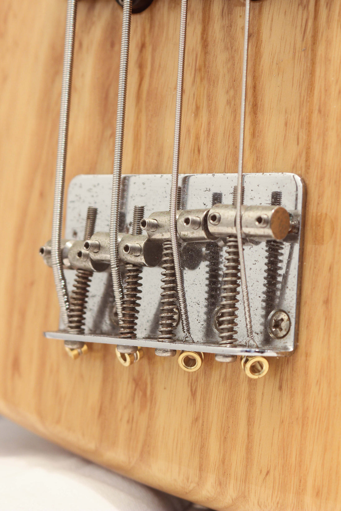 Fender Japan '75 Reissue Jazz Bass JB75-90 Natural 1994