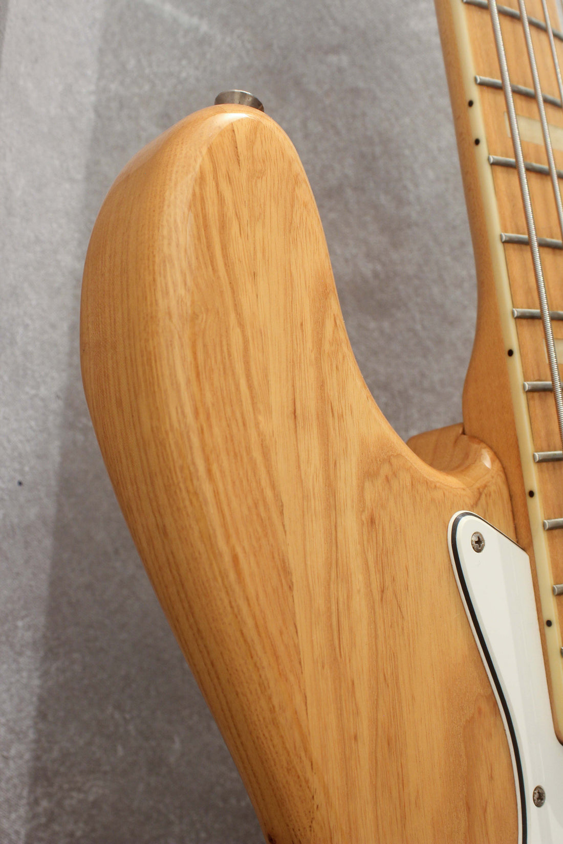 Fender Japan '75 Reissue Jazz Bass JB75-90 Natural 1994