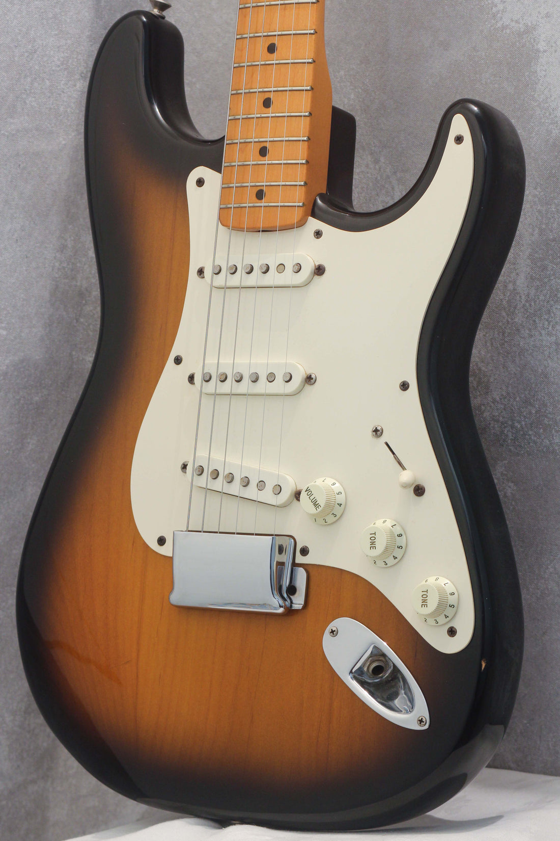 Fender American Vintage '57 Stratocaster Sunburst 1994