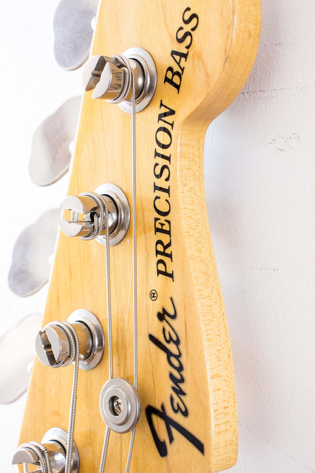 Fender Japan '70 Reissue Precision Bass PB70-70US Olympic White 1996