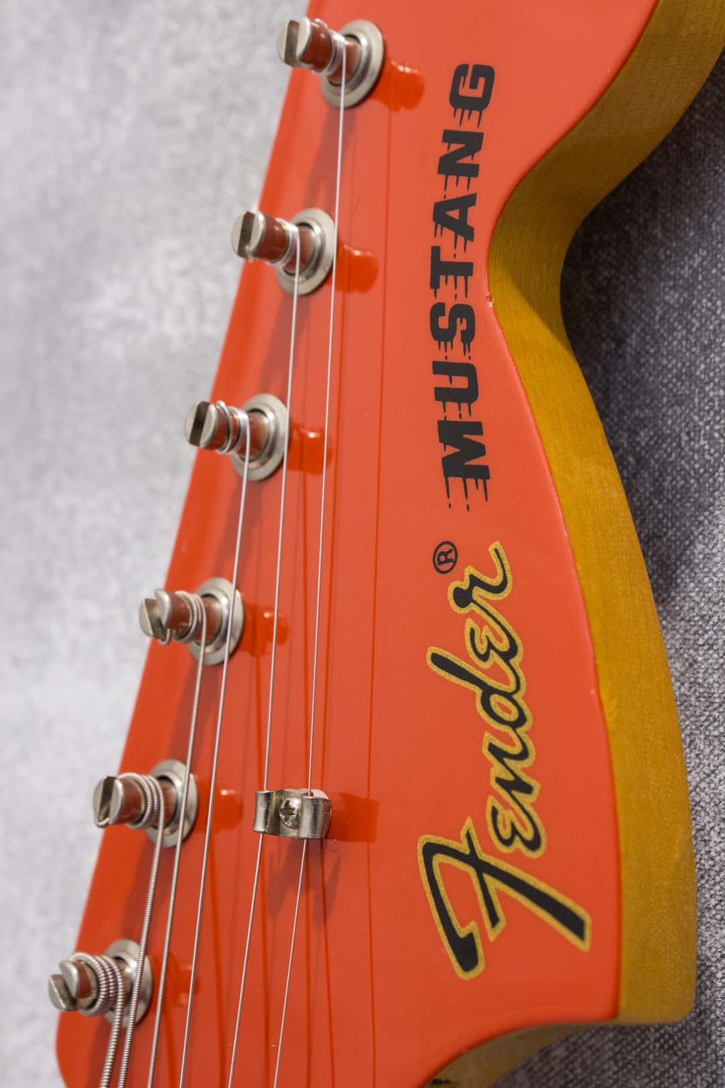 Fender '73 Mustang MG73-CO Competition Fiesta Red