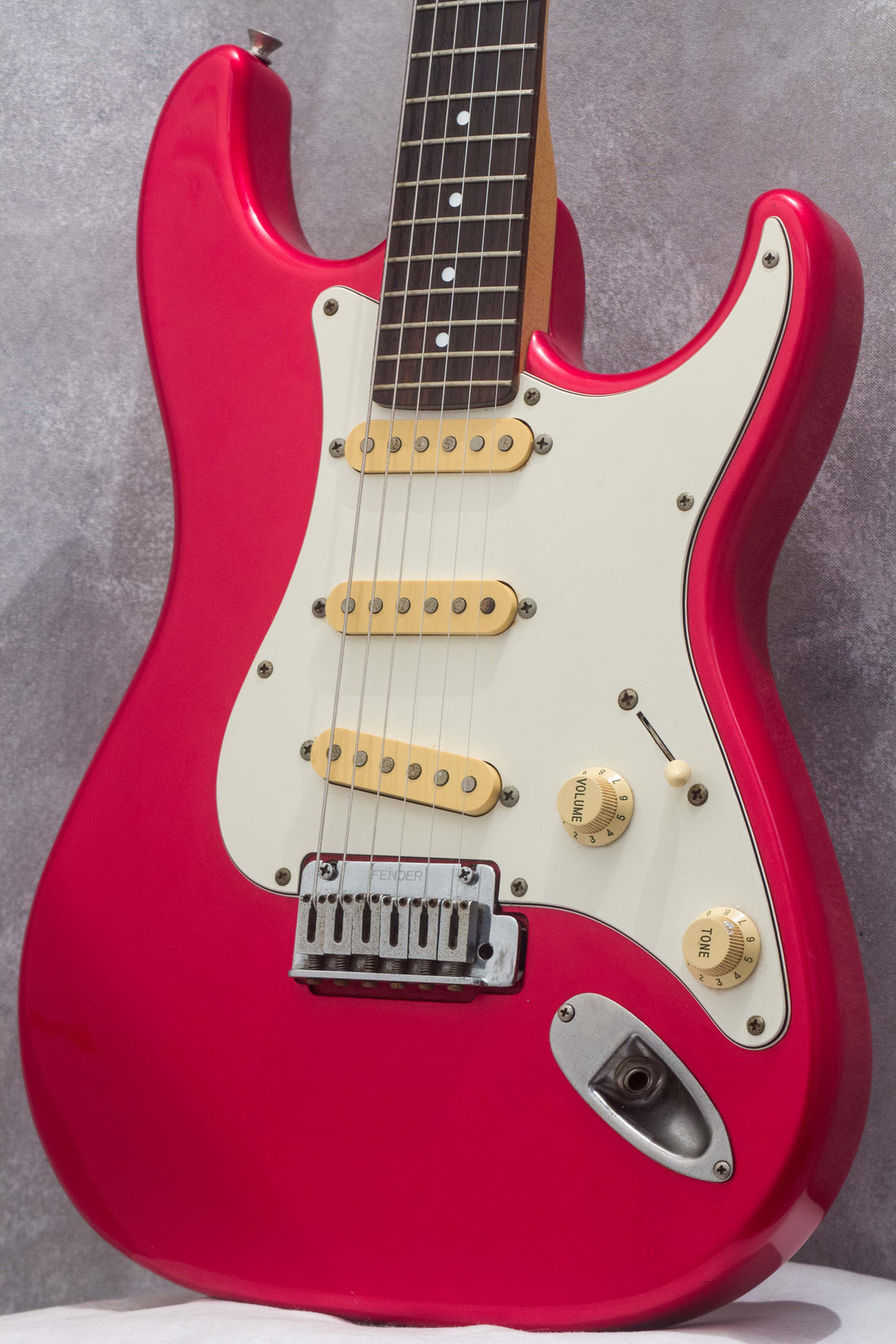 Fender Japan Short Scale Stratocaster STS55 Candy Apple Red 1988