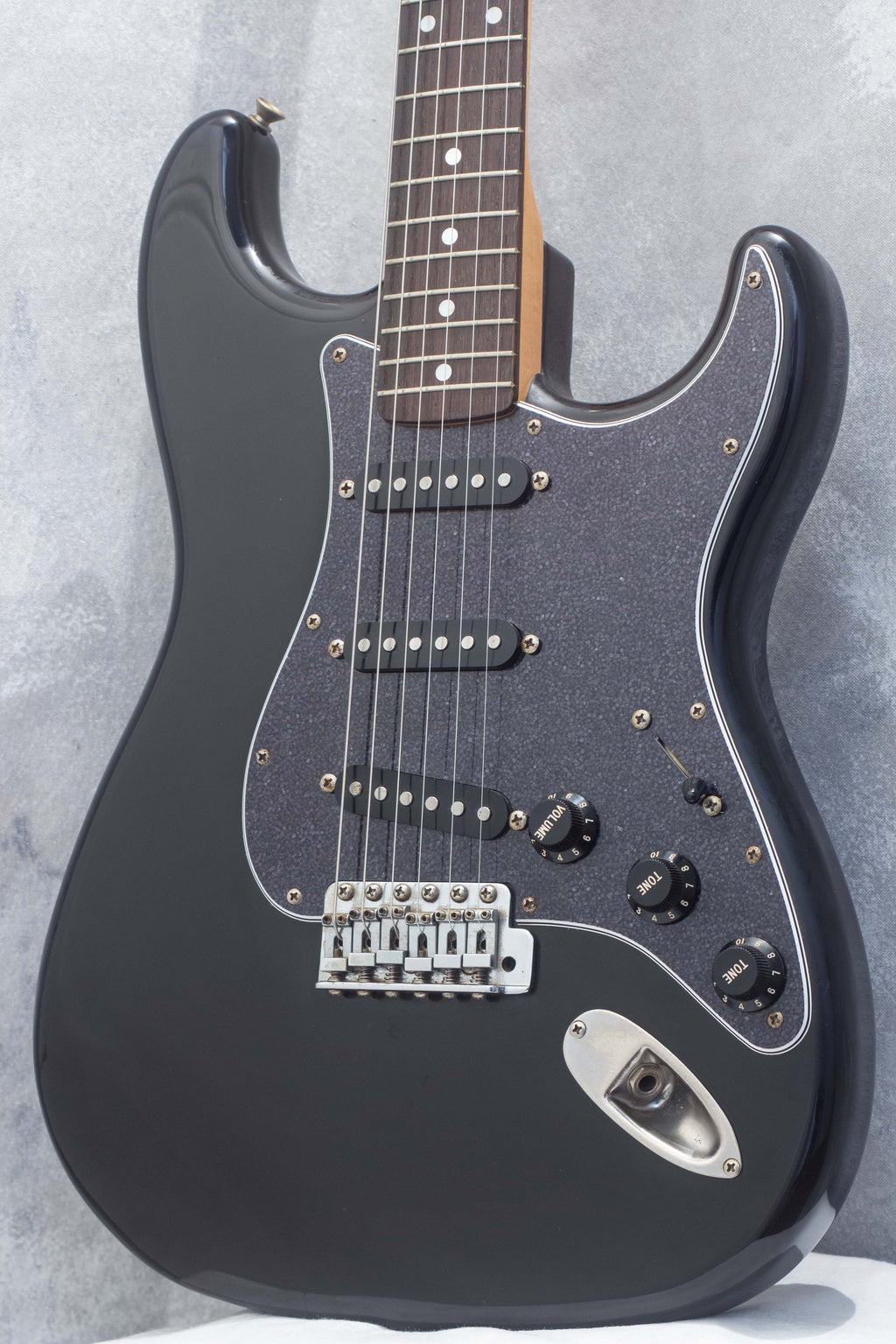 Fender Japan '72 Stratocaster ST72-55 Black 1986