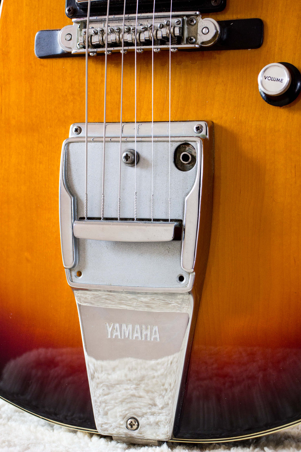 Yamaha SA-50 Hollow Body Sunburst 1974