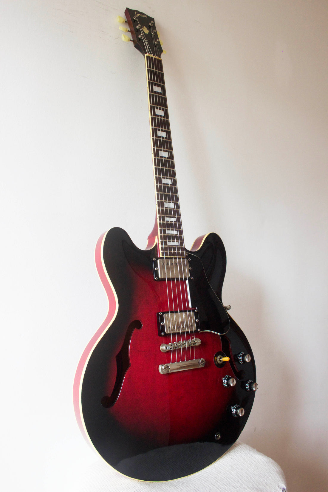Greco SA-75 Semi-Hollow Cherry Fade 1990