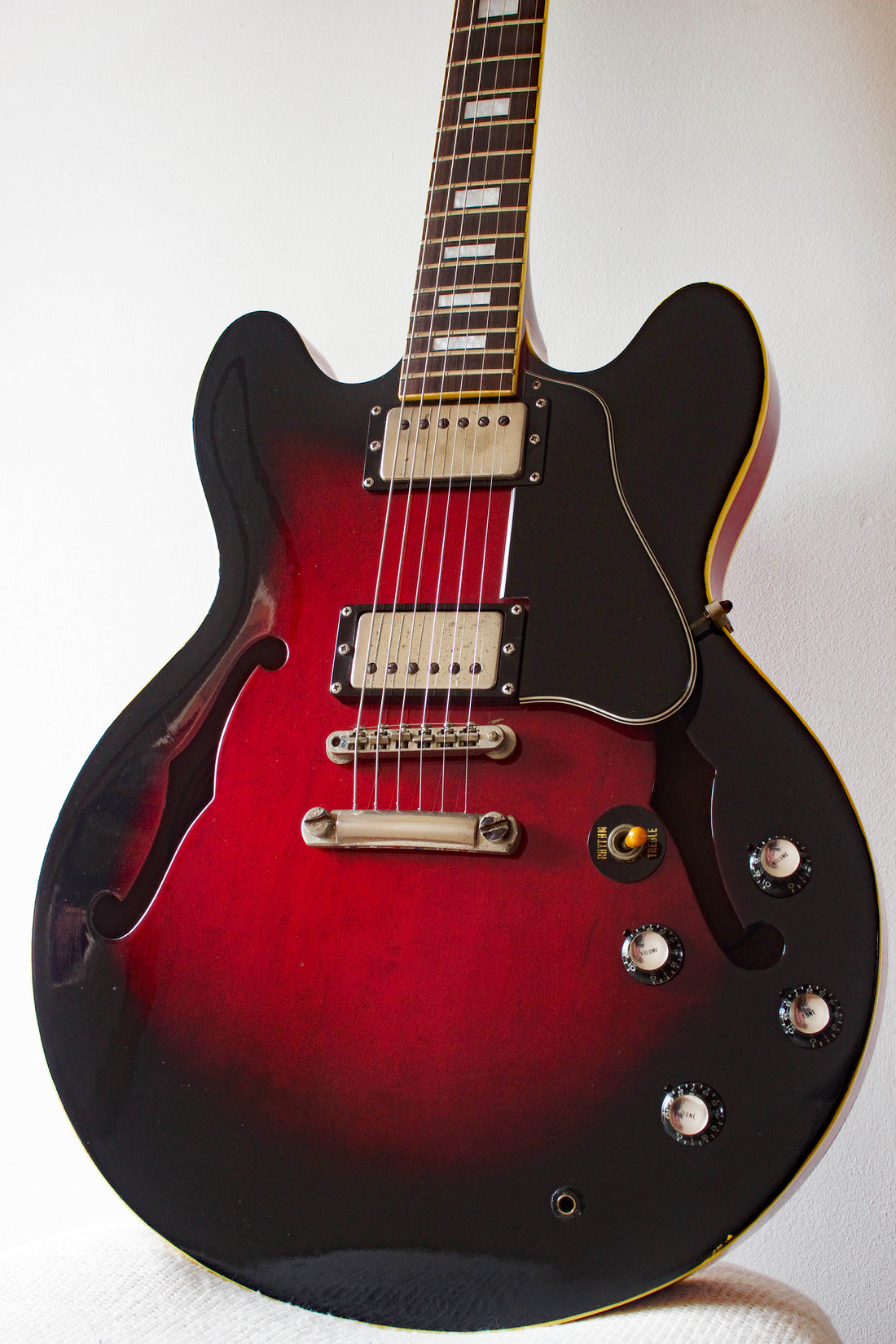 Greco SA-75 Semi-Hollow Cherry Fade 1990