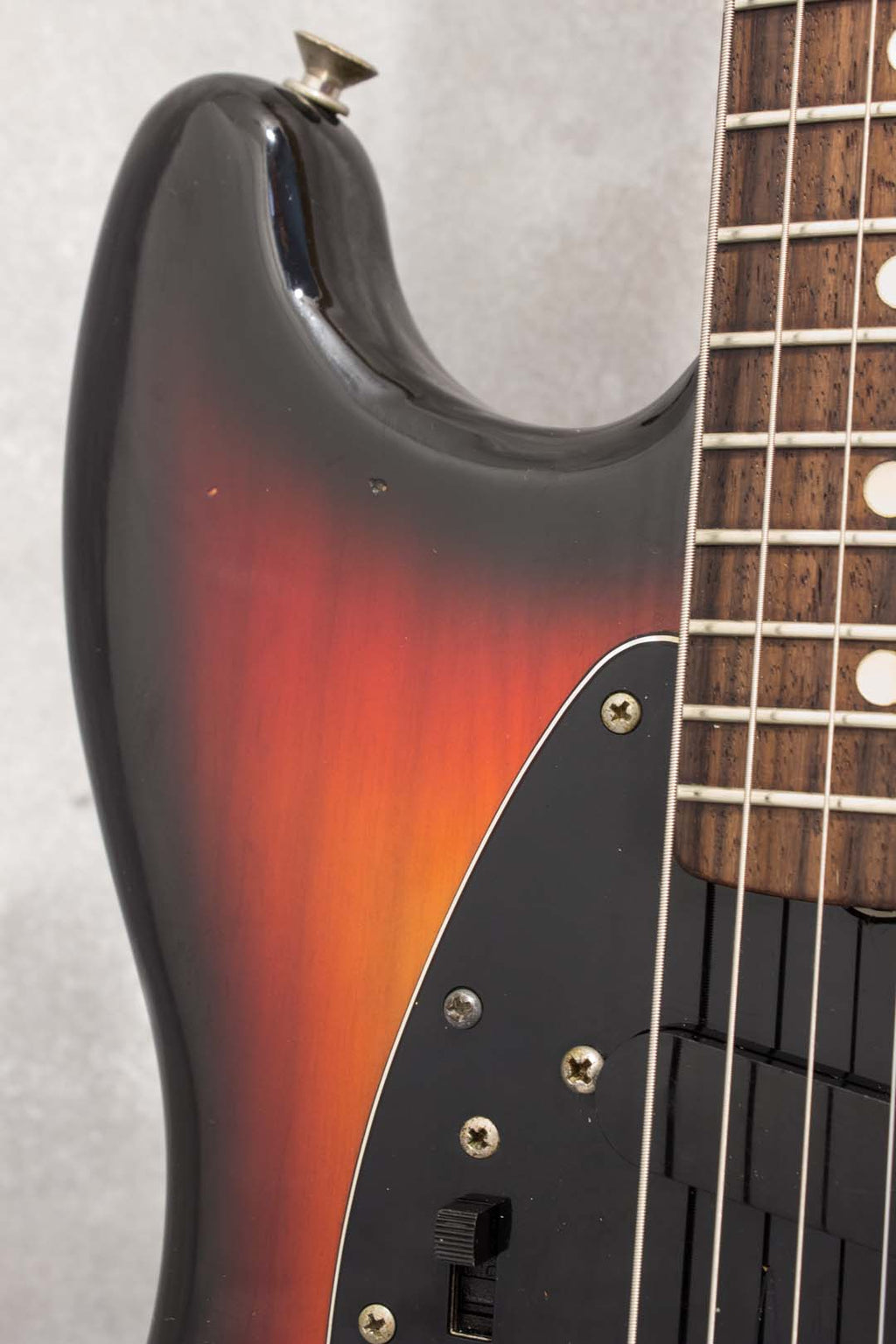 Fender Mustang Sunburst 1977