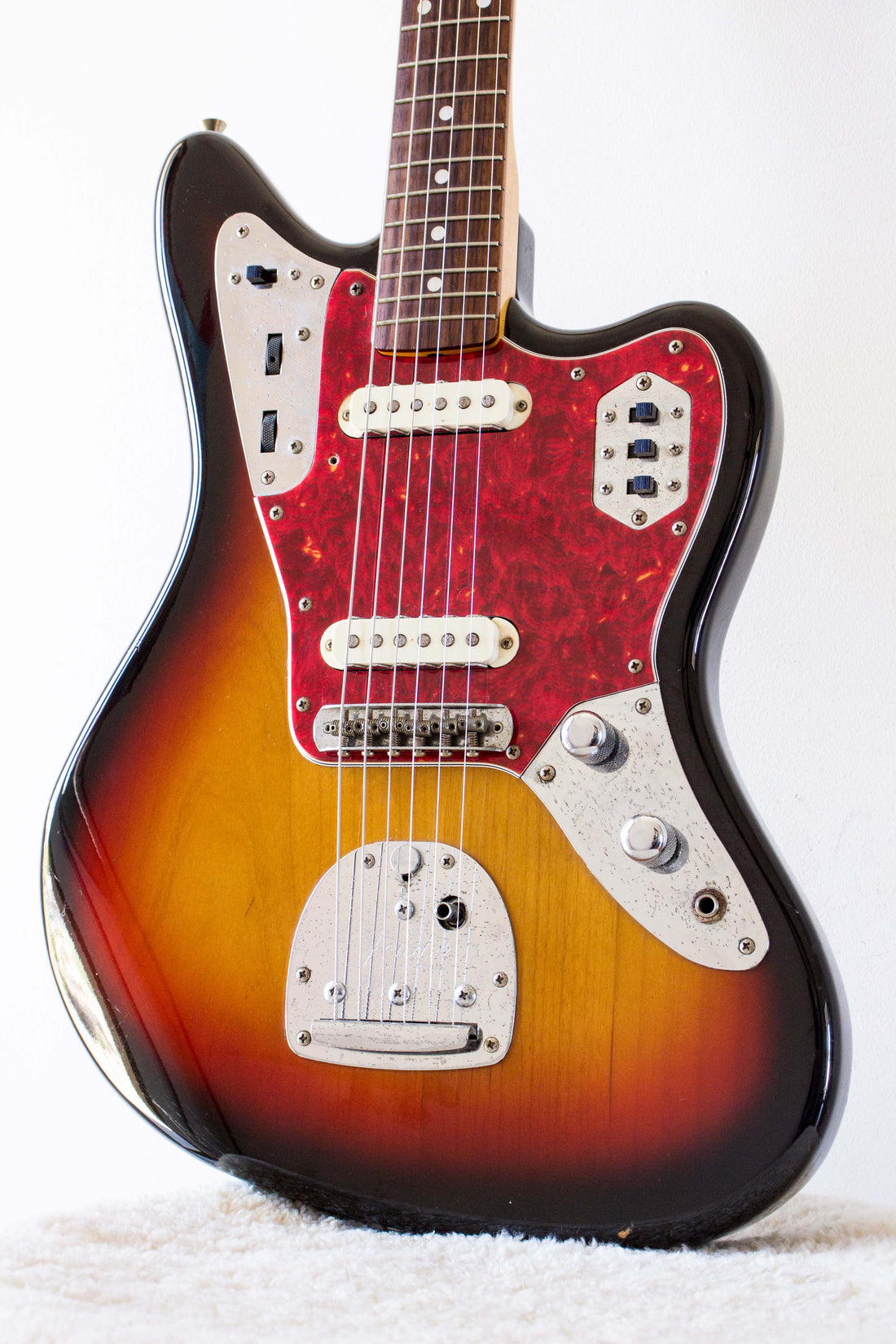 Fender Japan Jaguar JG66-85 Sunburst 2000