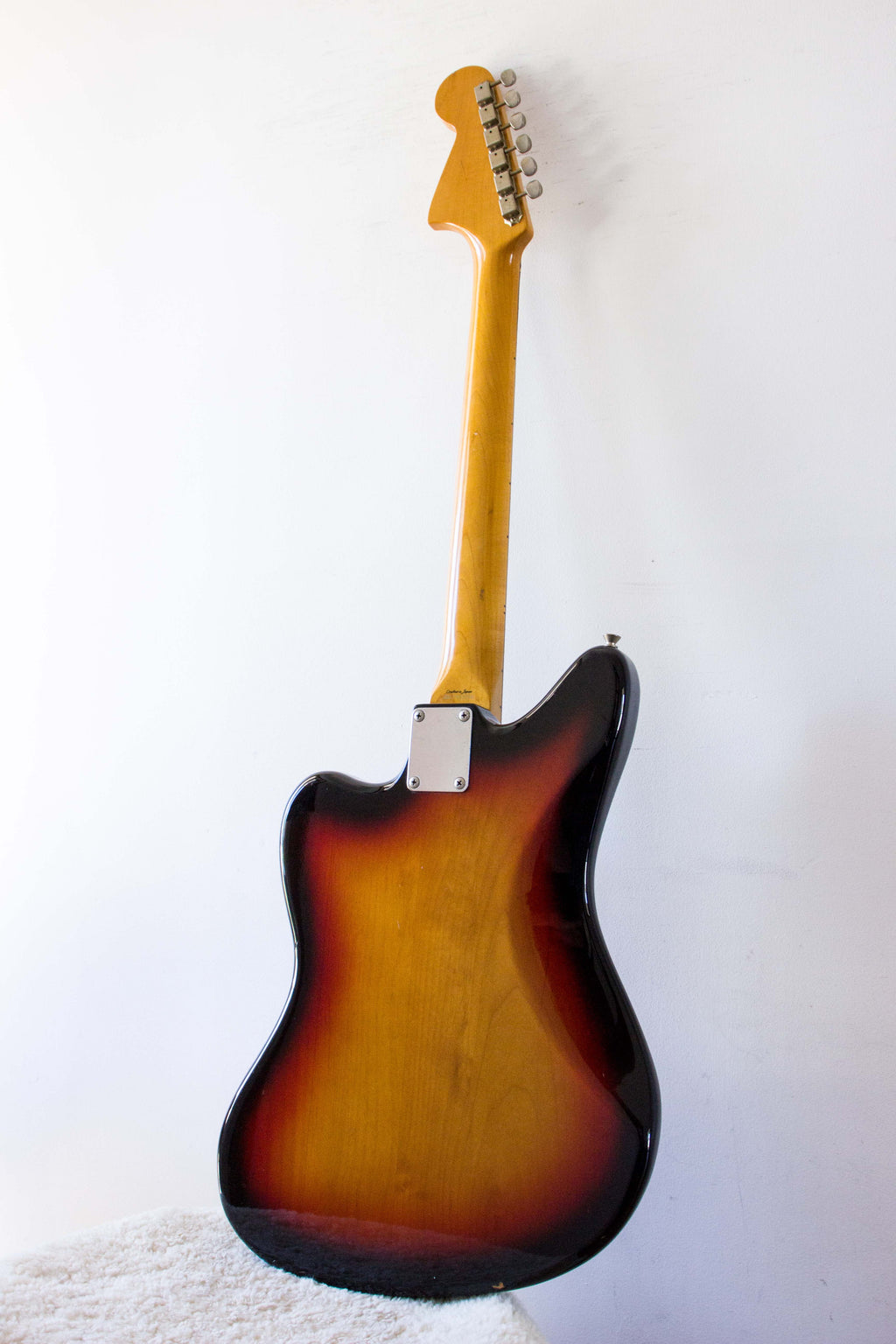 Fender Japan Jaguar JG66-85 Sunburst 2000