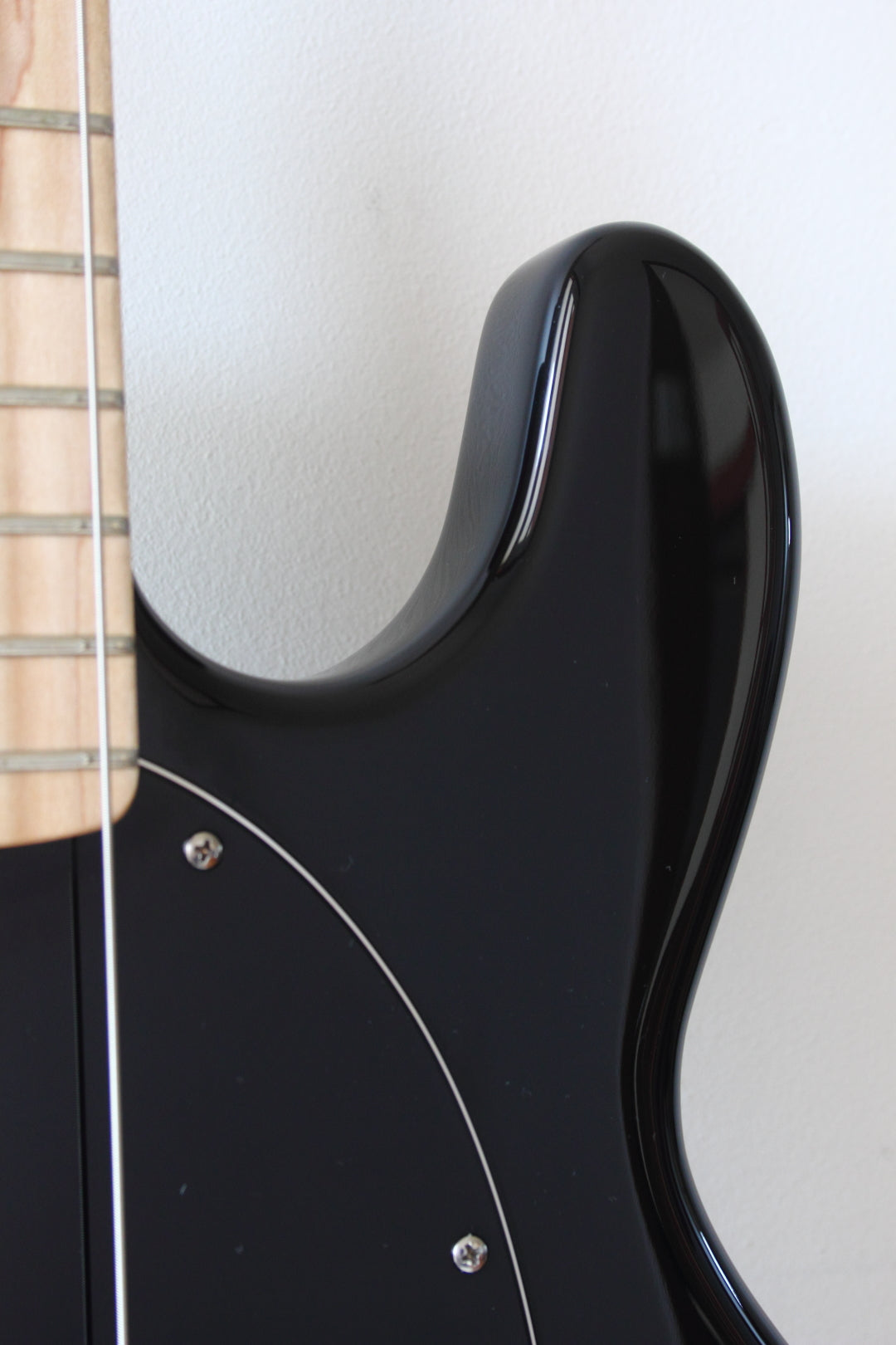 Ernie Ball Musicman Stingray Black 2013