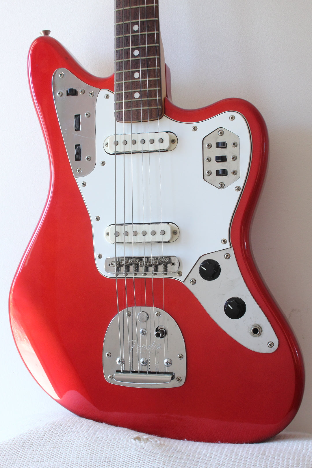 Fender '66 Reissue Jaguar JG66-85 Candy Apple Red 1997-00