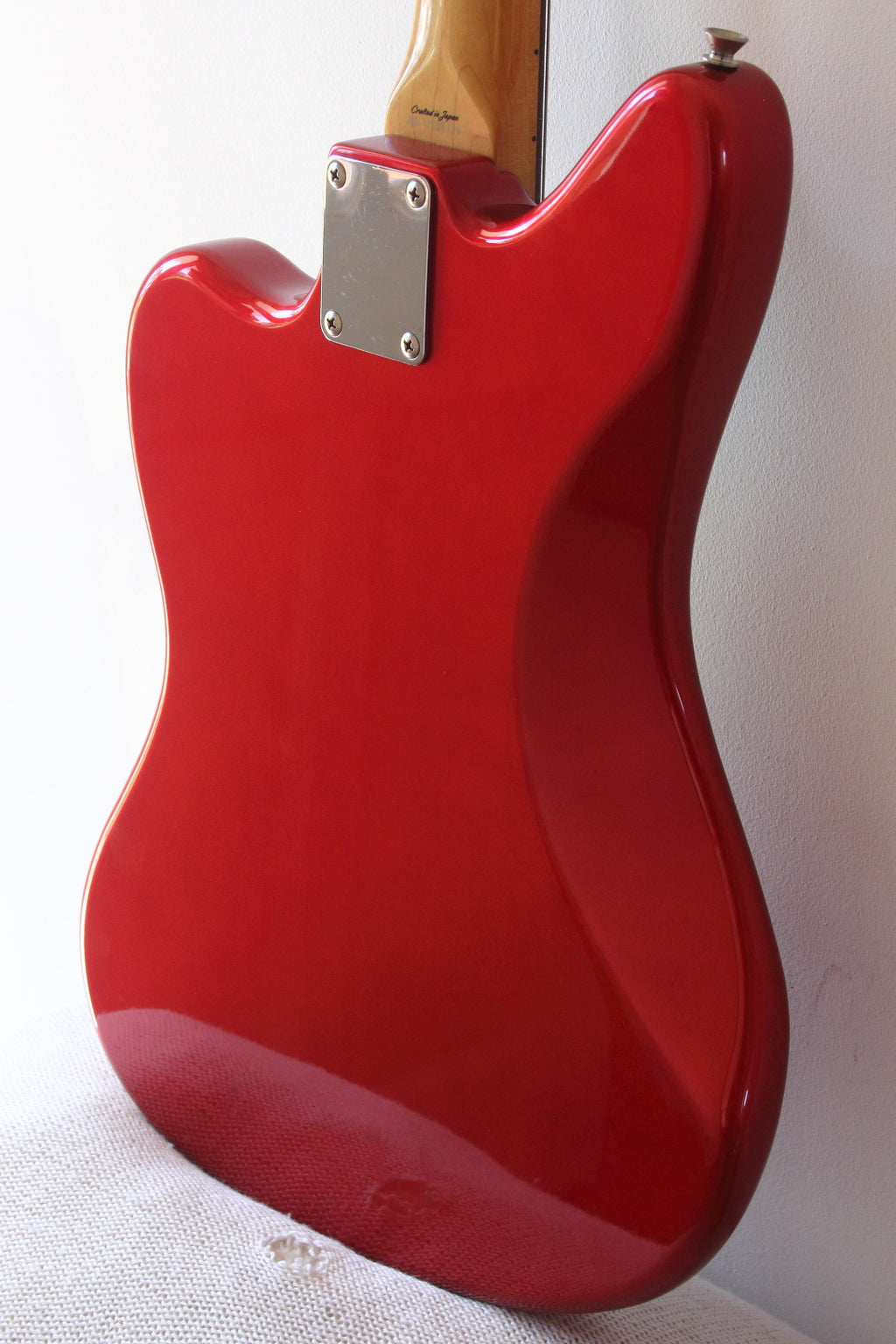 Fender '66 Reissue Jaguar JG66-85 Candy Apple Red 1997-00