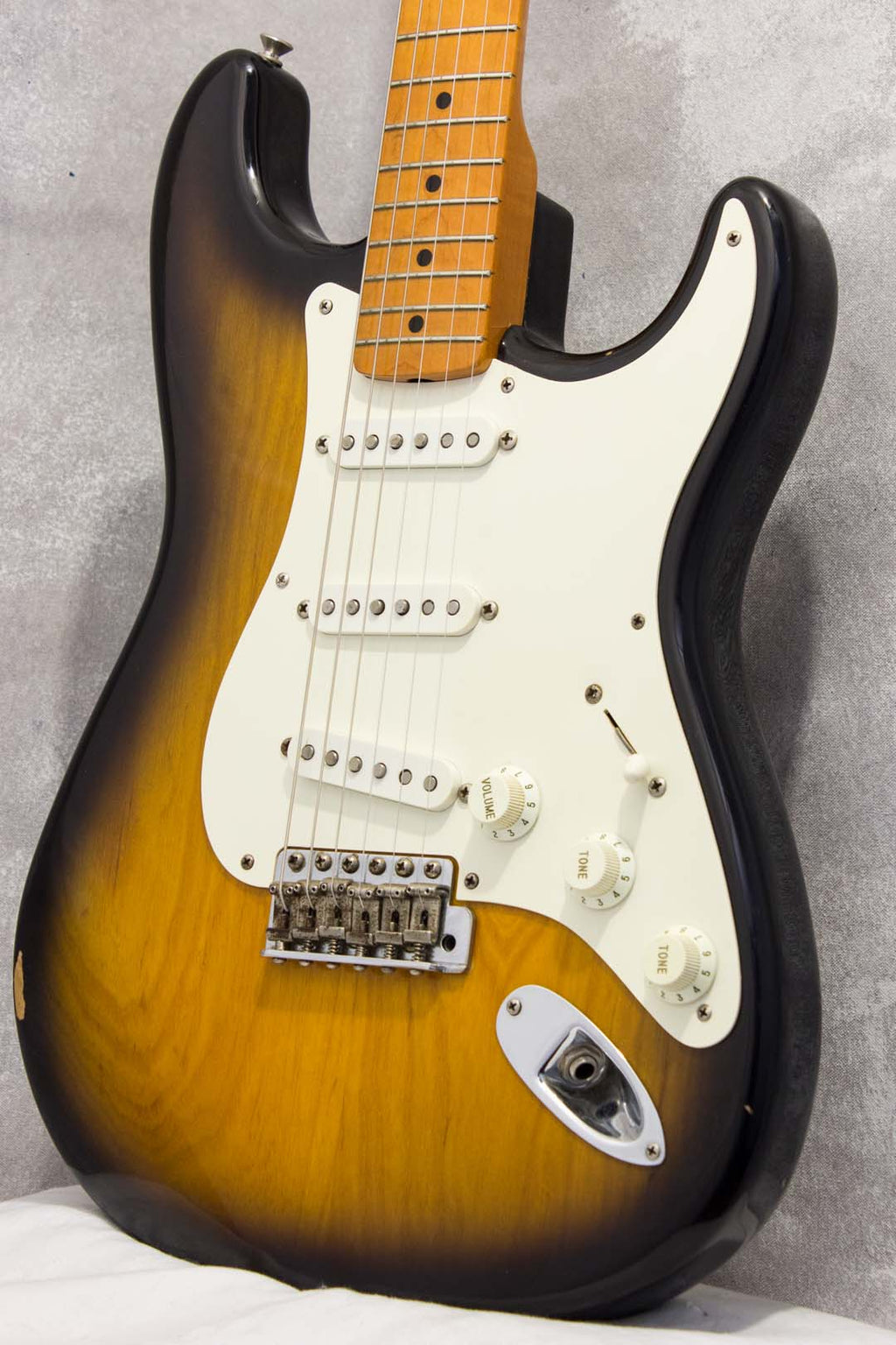 Fender 40th Anniversary American Vintage '54 Stratocaster Sunburst 1994