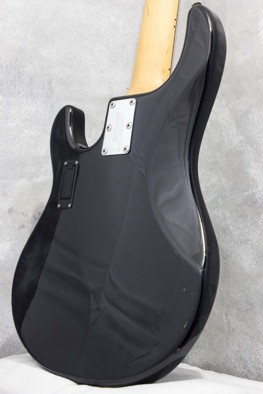 Ernie Ball Music Man Stingray 5H Black 2006