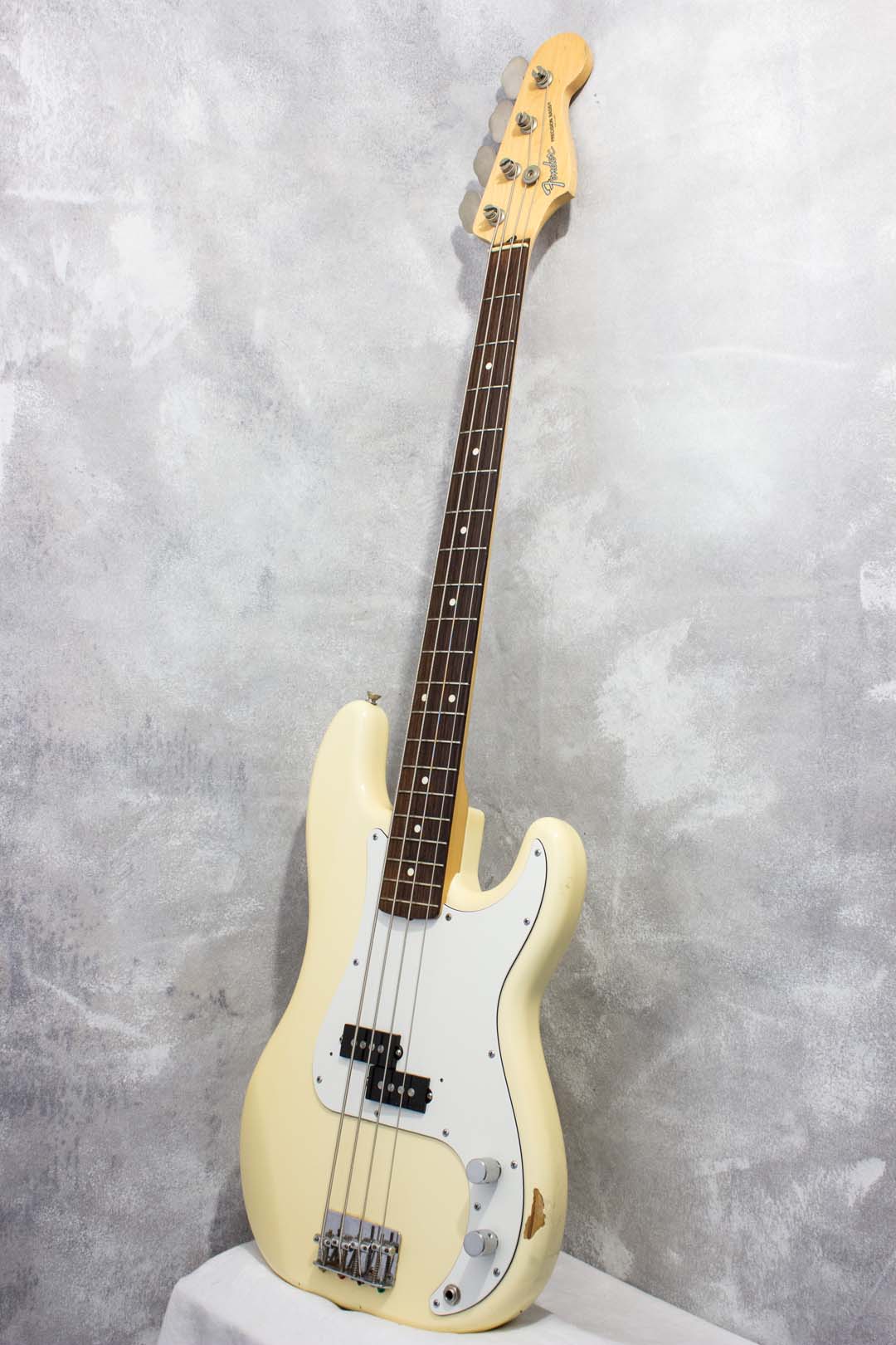 Fender Japan Standard Precision Bass PB43 Olympic White 2004