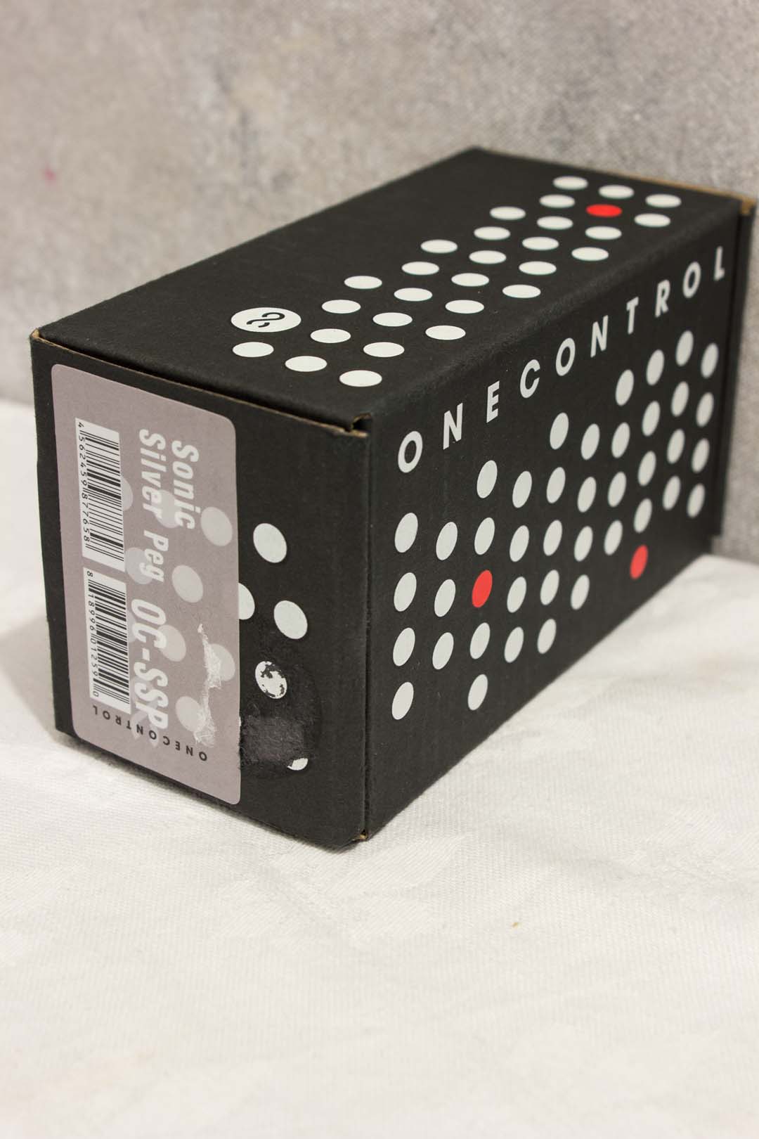 OneControl Sonic Silver Peg Bass Preamp Pedal