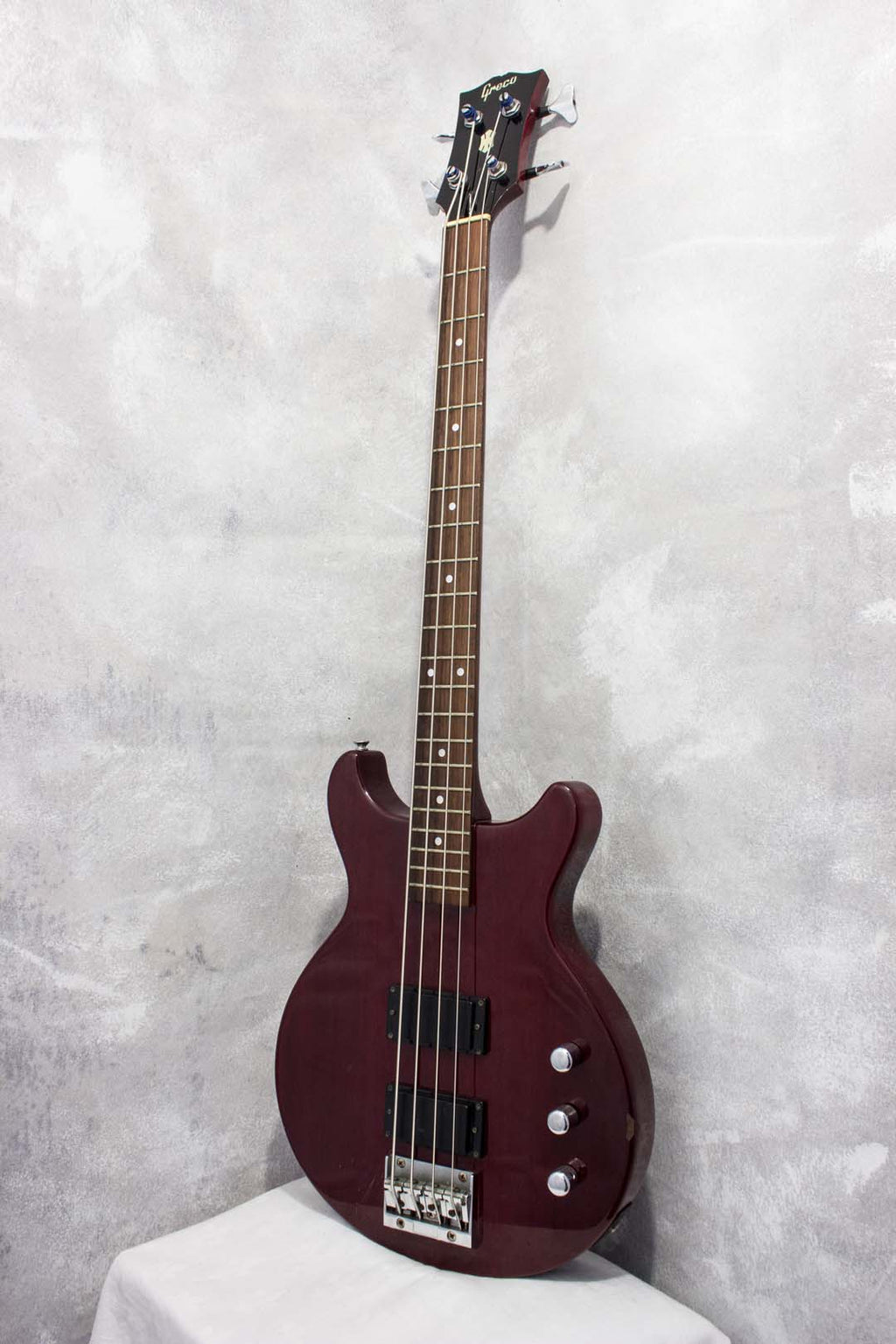 Greco TVB-650 Short Scale Bass Cherry 1989