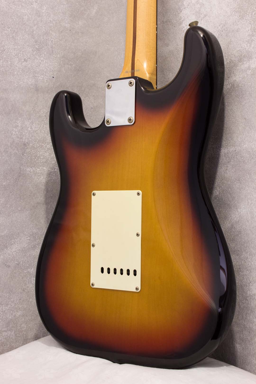 Fender Japan Standard Stratocaster ST43 Sunburst 2003