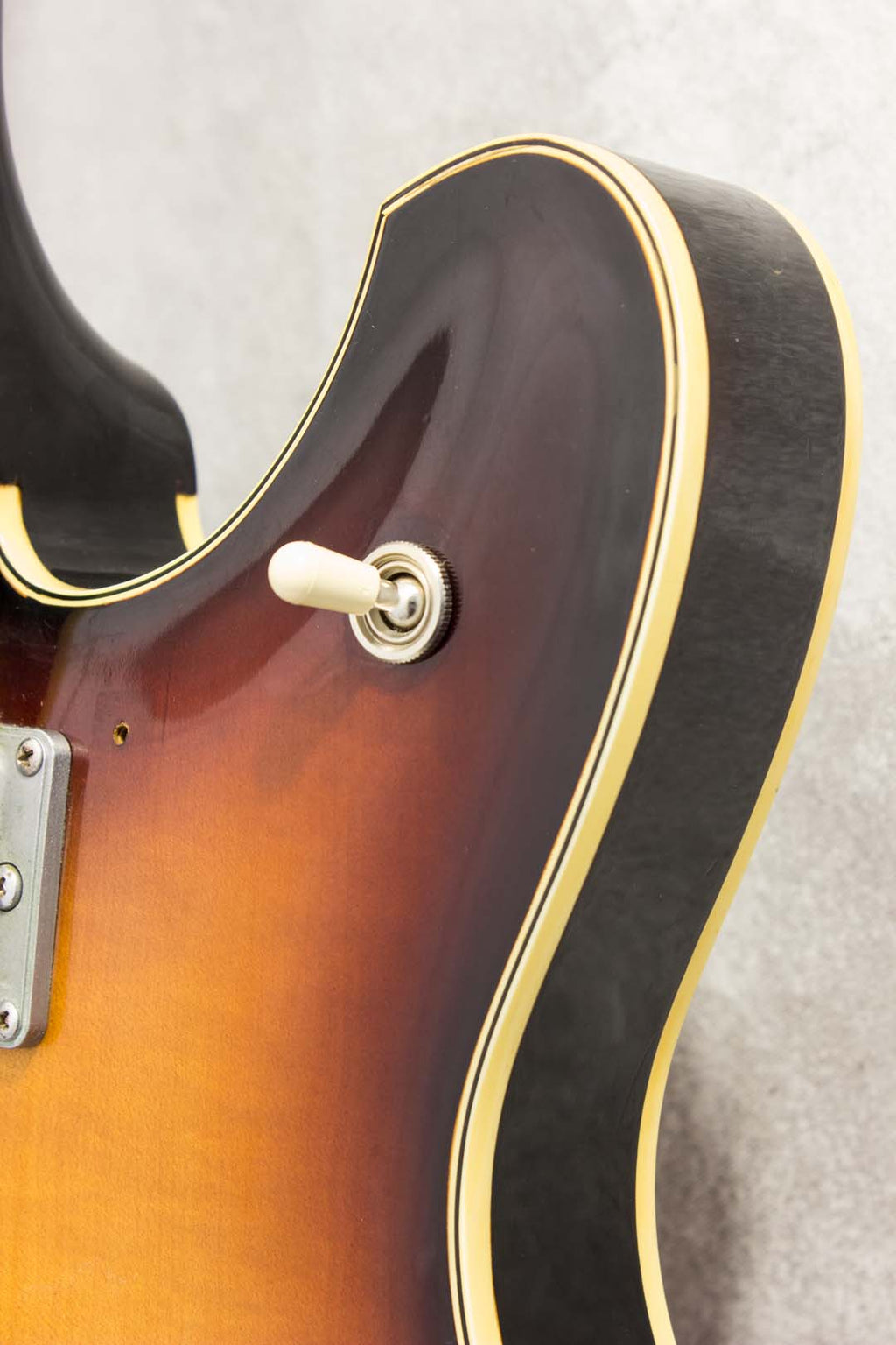 Yamaha SA-50 Hollow Body Sunburst 1968