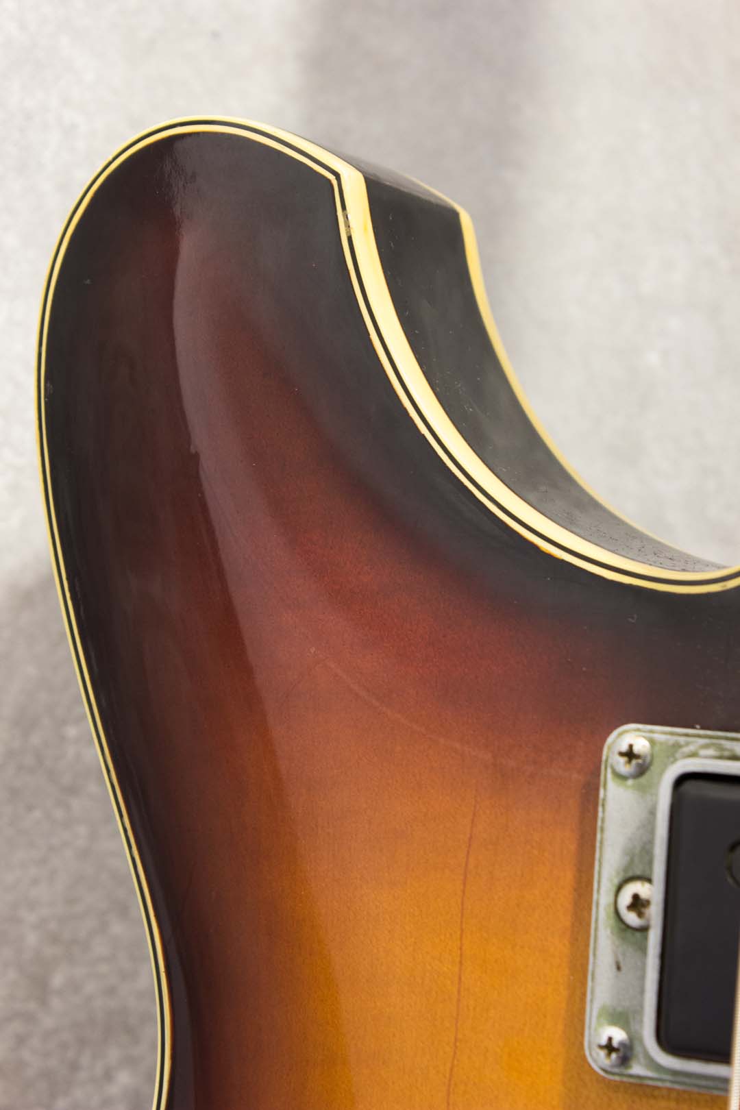 Yamaha SA-50 Hollow Body Sunburst 1968