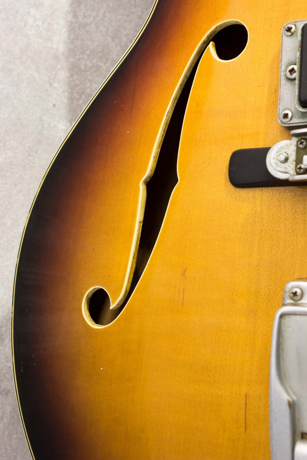 Yamaha SA-50 Hollow Body Sunburst 1968