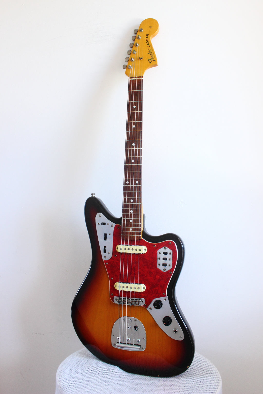 Fender Jaguar '66 Reissue 3-Tone Sunburst 1997-00