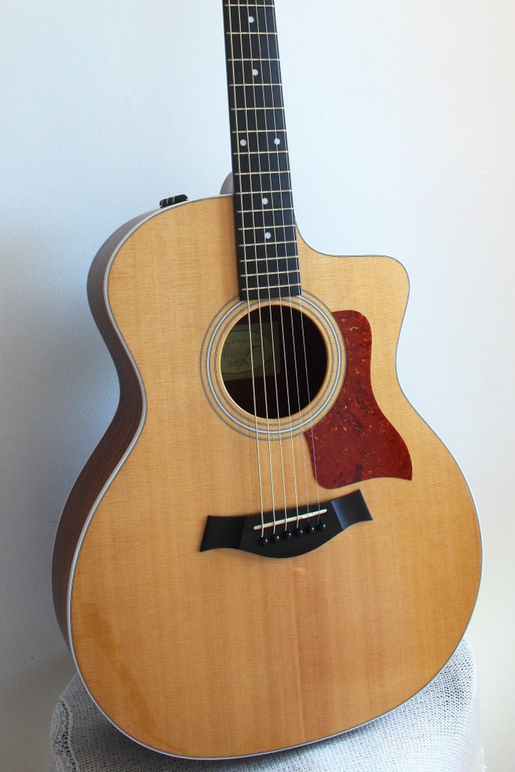 Taylor 214ce-G Acoustic/Electric 2011