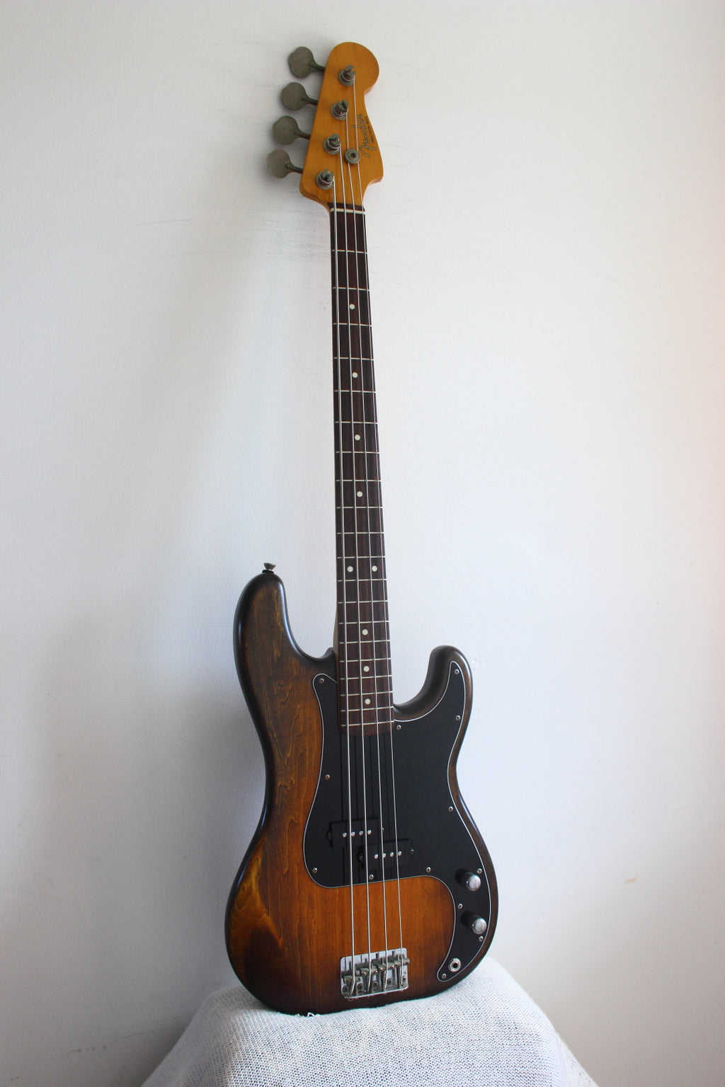 Fender JPGW Modded '62 Reissue Precision Bass Hand Rubbed Sunburst 1986-87