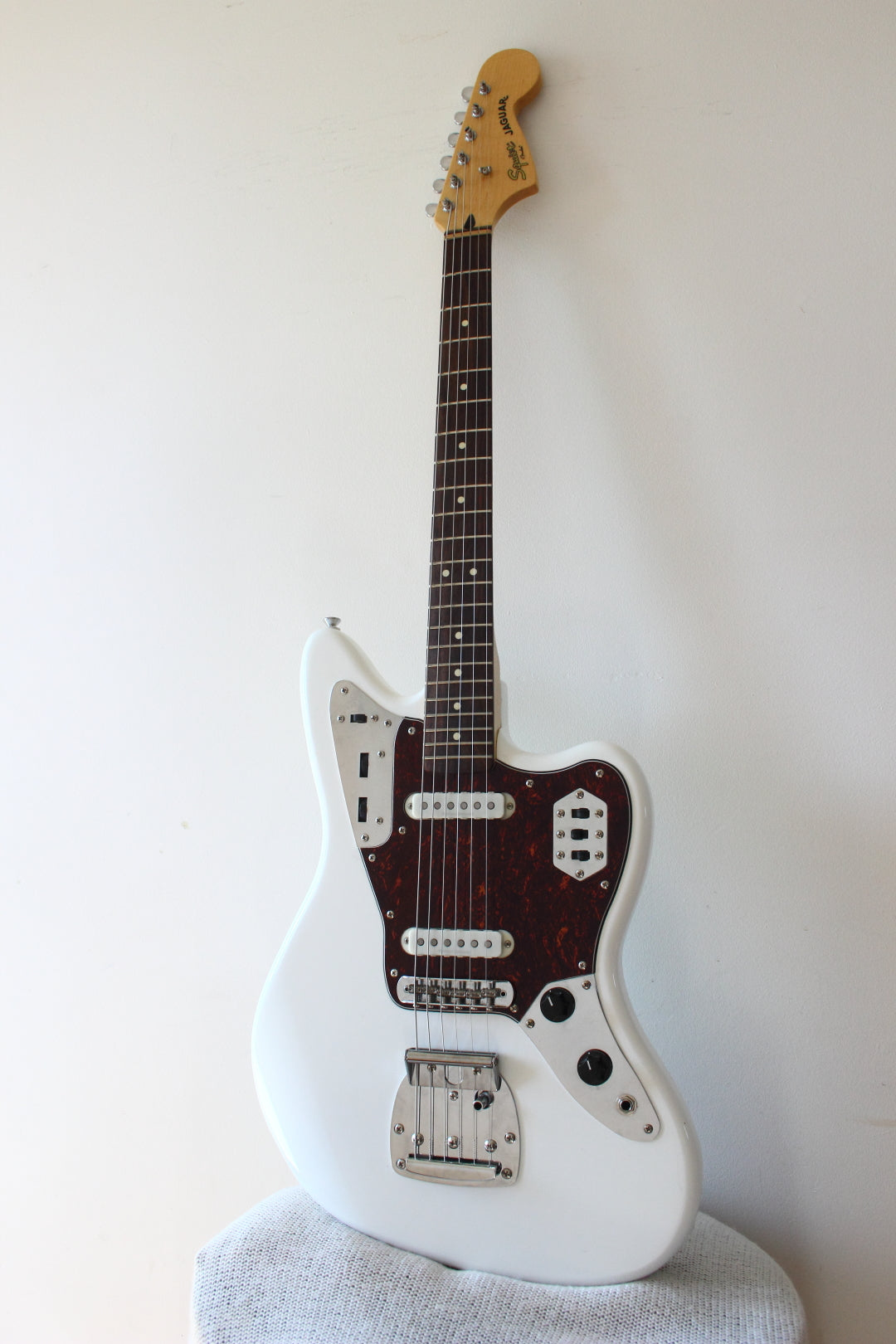 Squier Vintage Modified Jaguar Olympic White 2014