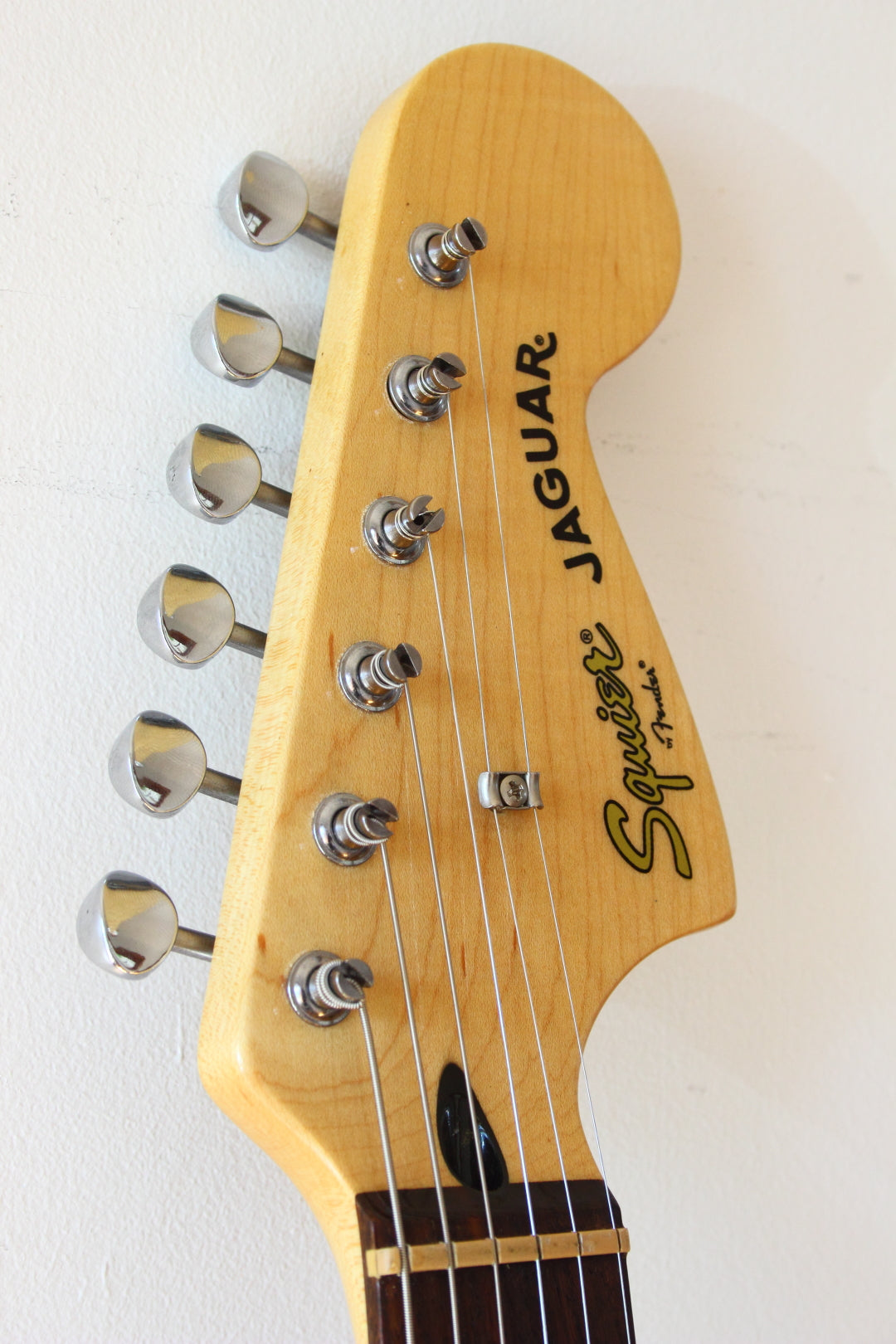 Squier Vintage Modified Jaguar Olympic White 2014