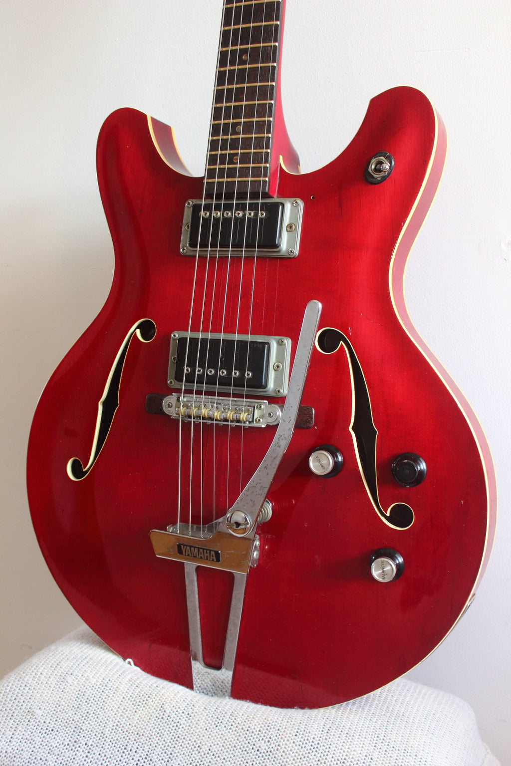 Yamaha SA-30 Hollow Body Transparent Red 1972