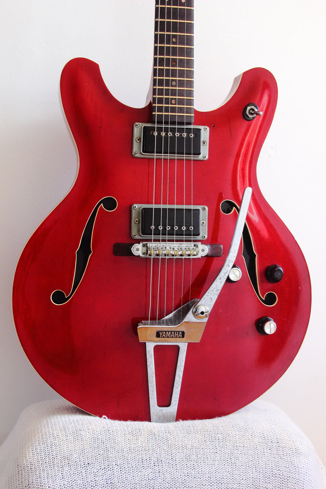 Yamaha SA-30 Hollow Body Transparent Red 1972