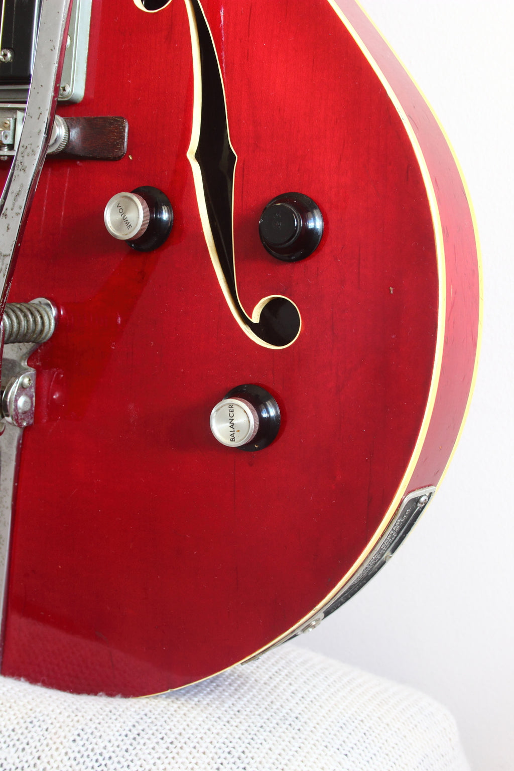 Yamaha SA-30 Hollow Body Transparent Red 1972