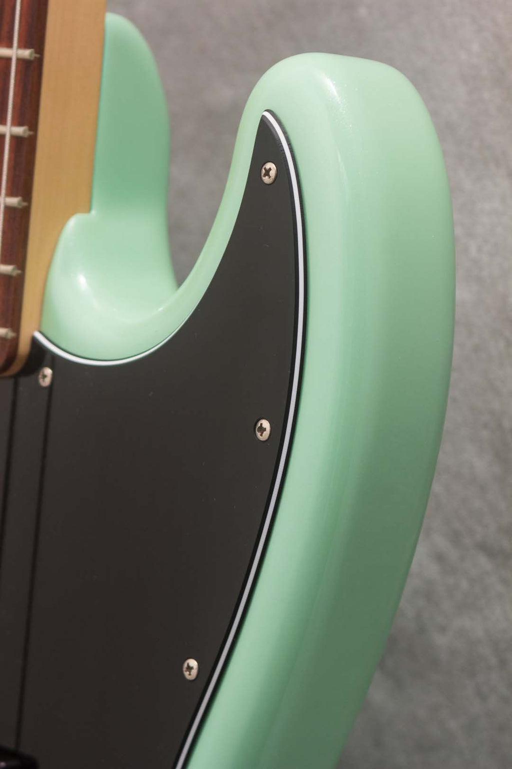 Fender Deluxe Jazz Bass V Surf Pearl 2019