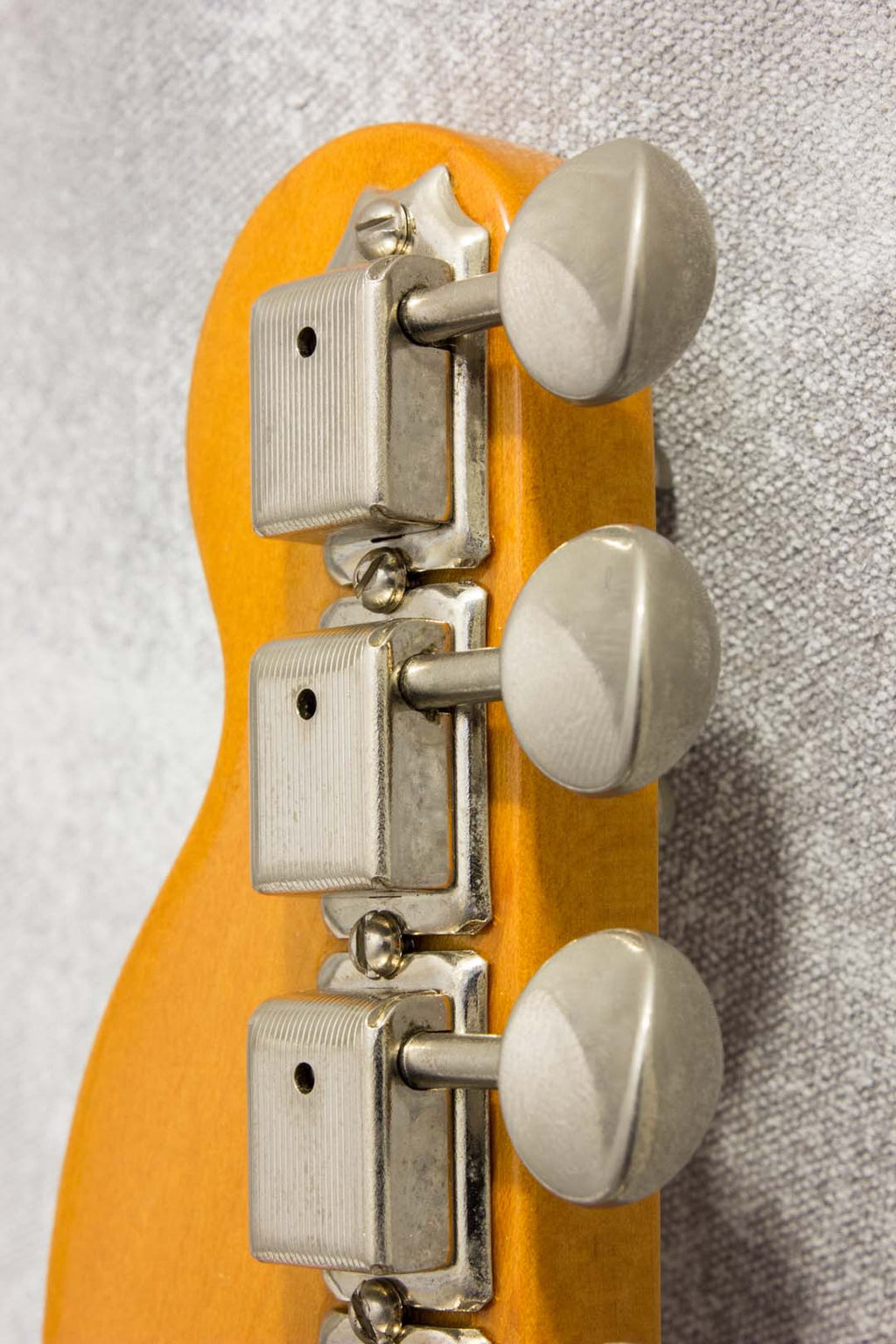 Fender American Vintage '52 Telecaster Butterscotch 2004