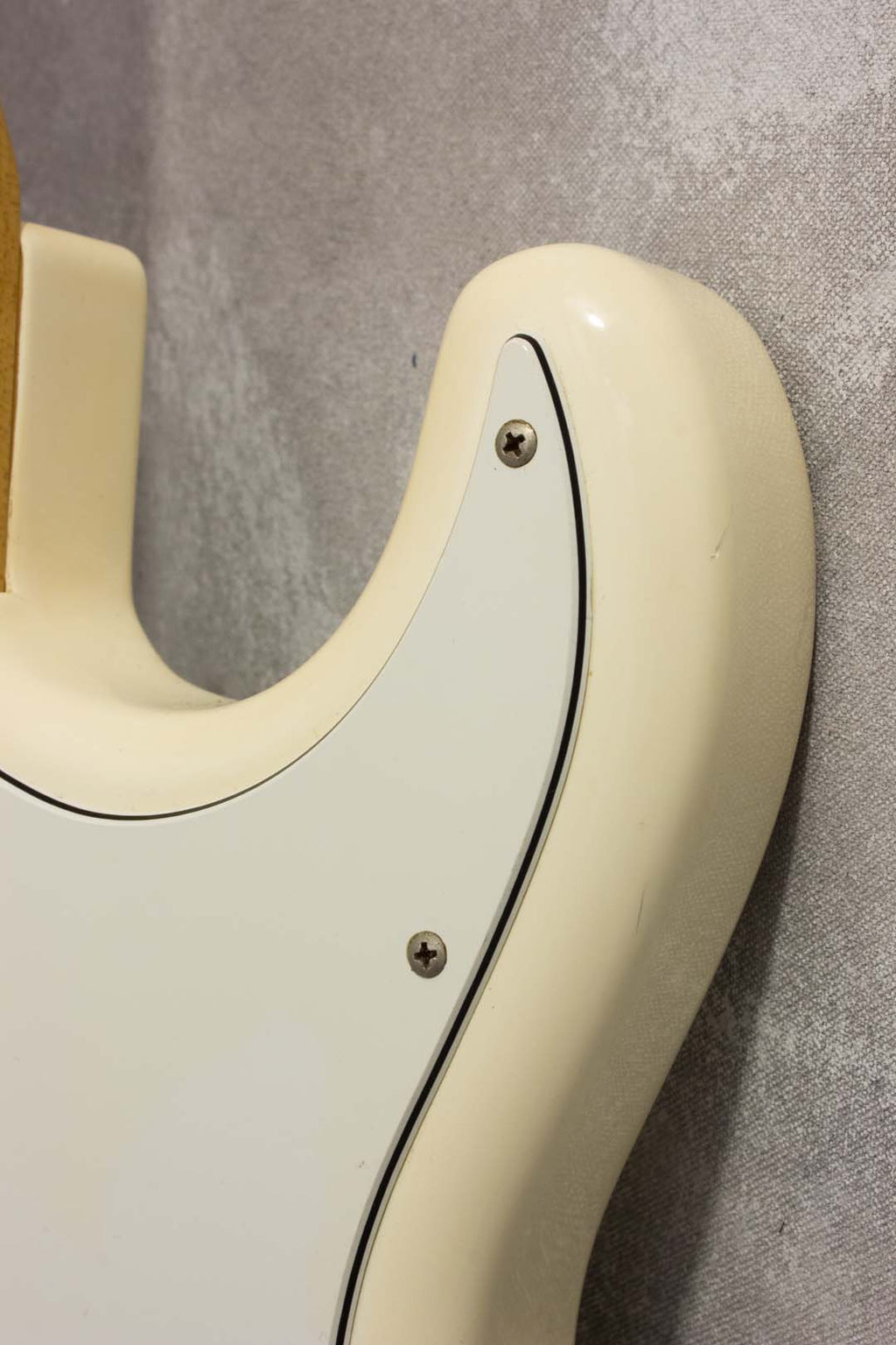 Fender Japan Standard Stratocaster ST43 Olympic White 2000