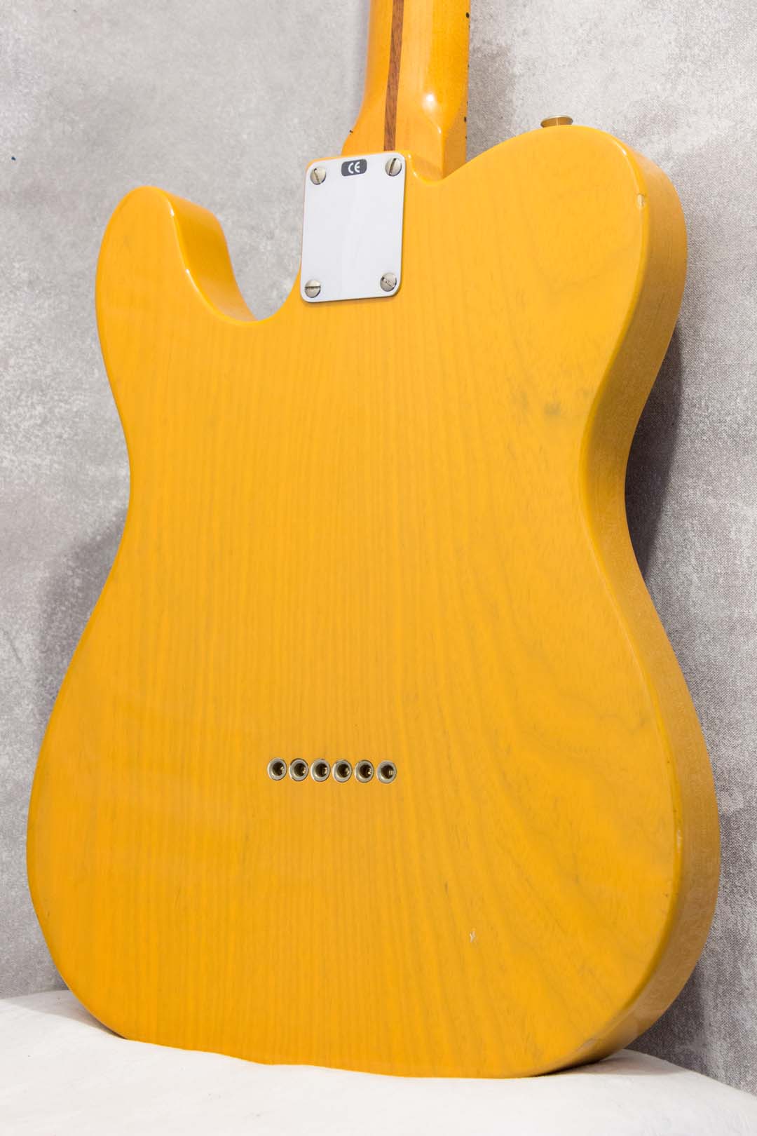 Fender American Vintage '52 Telecaster Butterscotch 2004