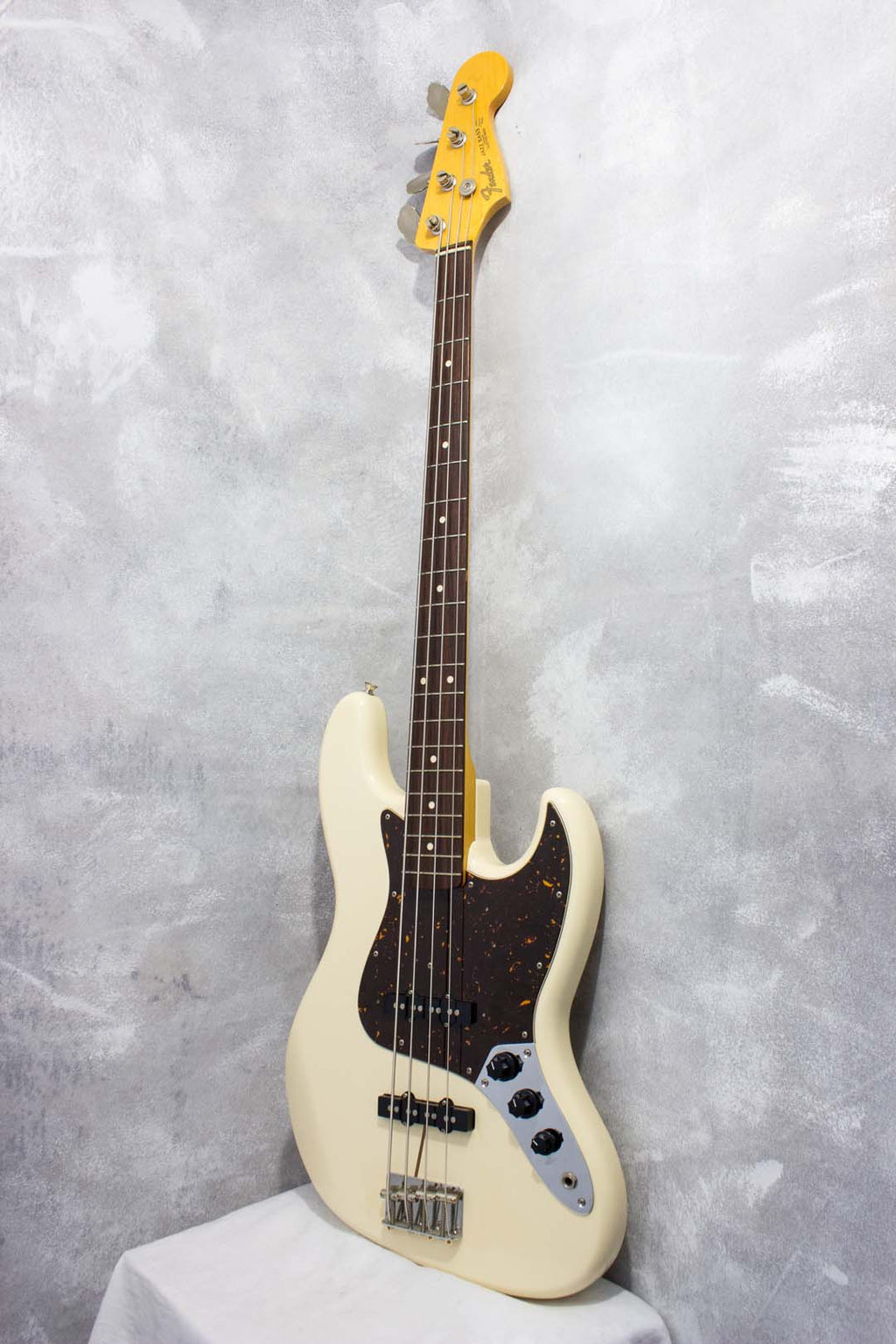 Fender Japan ‘62 Jazz Bass JB62-58 Vintage White 2007