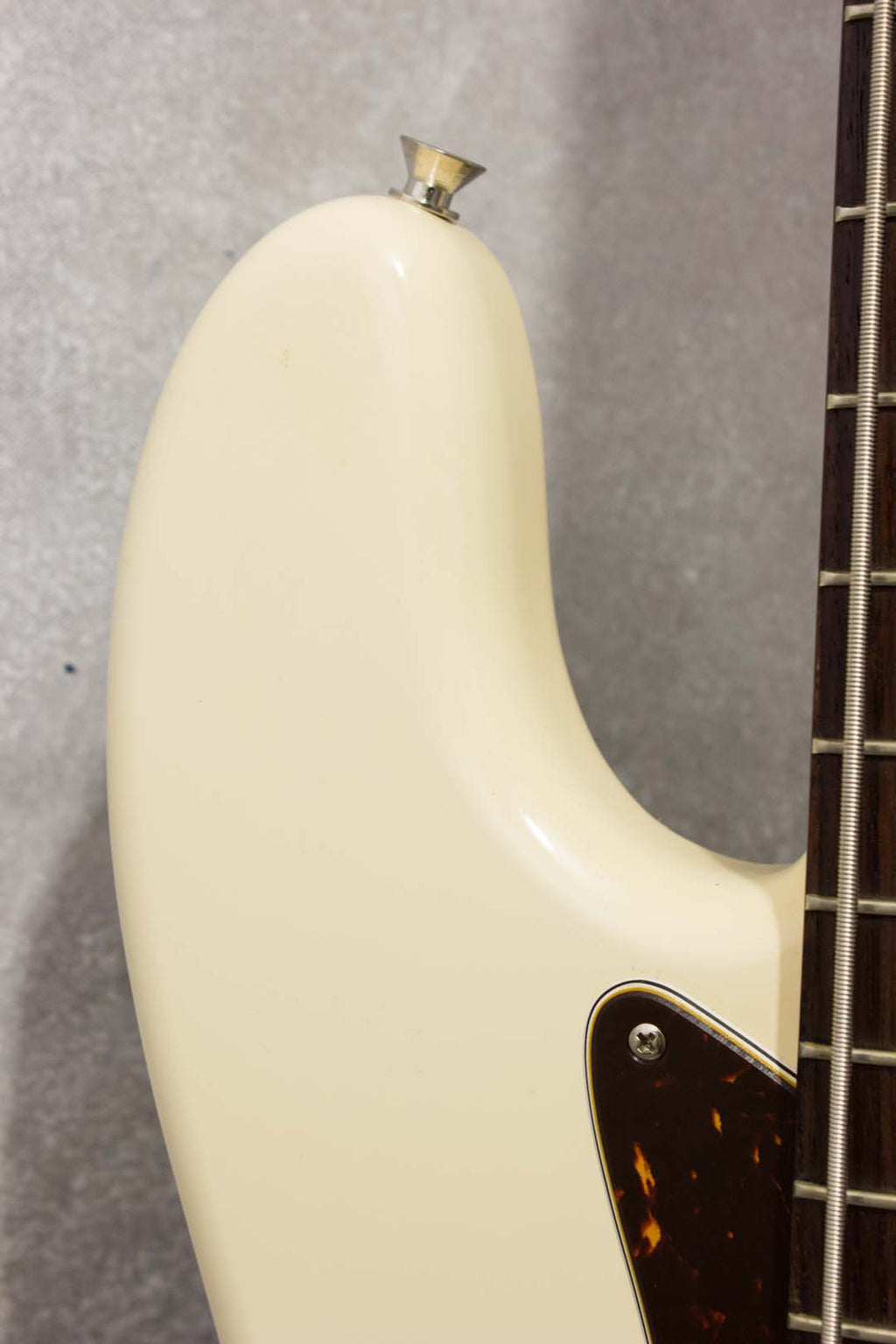 Fender Japan ‘62 Jazz Bass JB62-58 Vintage White 2007