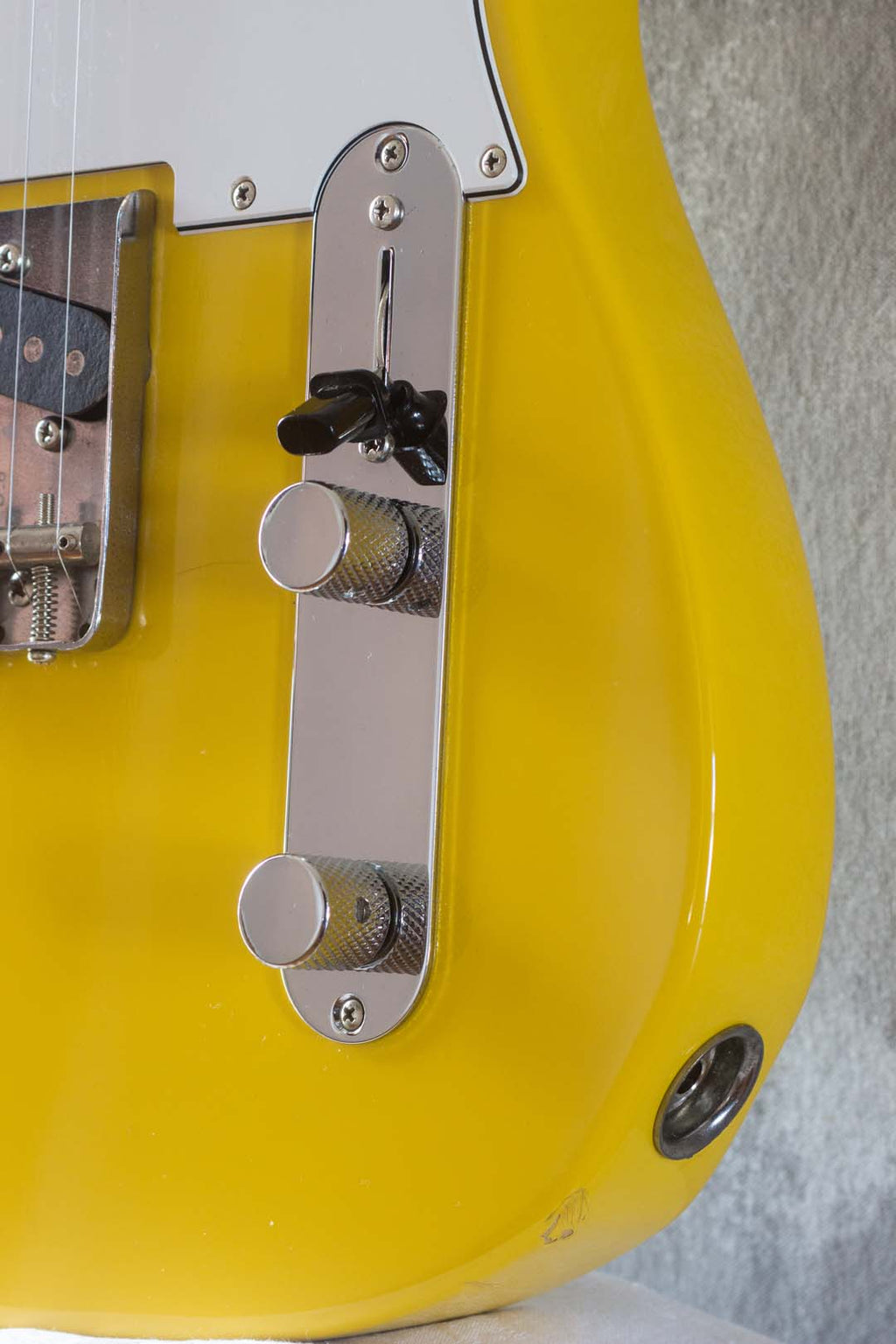 Fender Japan '71 Telecaster TL71-58 Rebel Yellow 2004