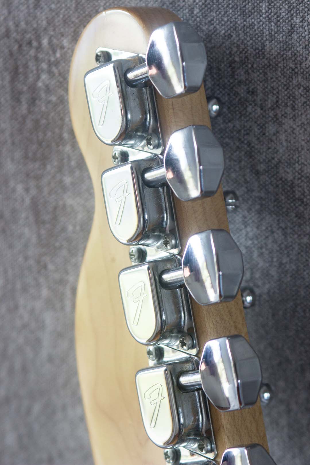 Fender Japan '71 Telecaster TL71-58 Rebel Yellow 2004