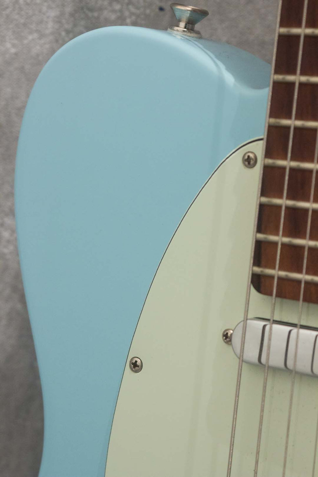 Fender Deluxe Nashville Telecaster Daphne Blue 2018